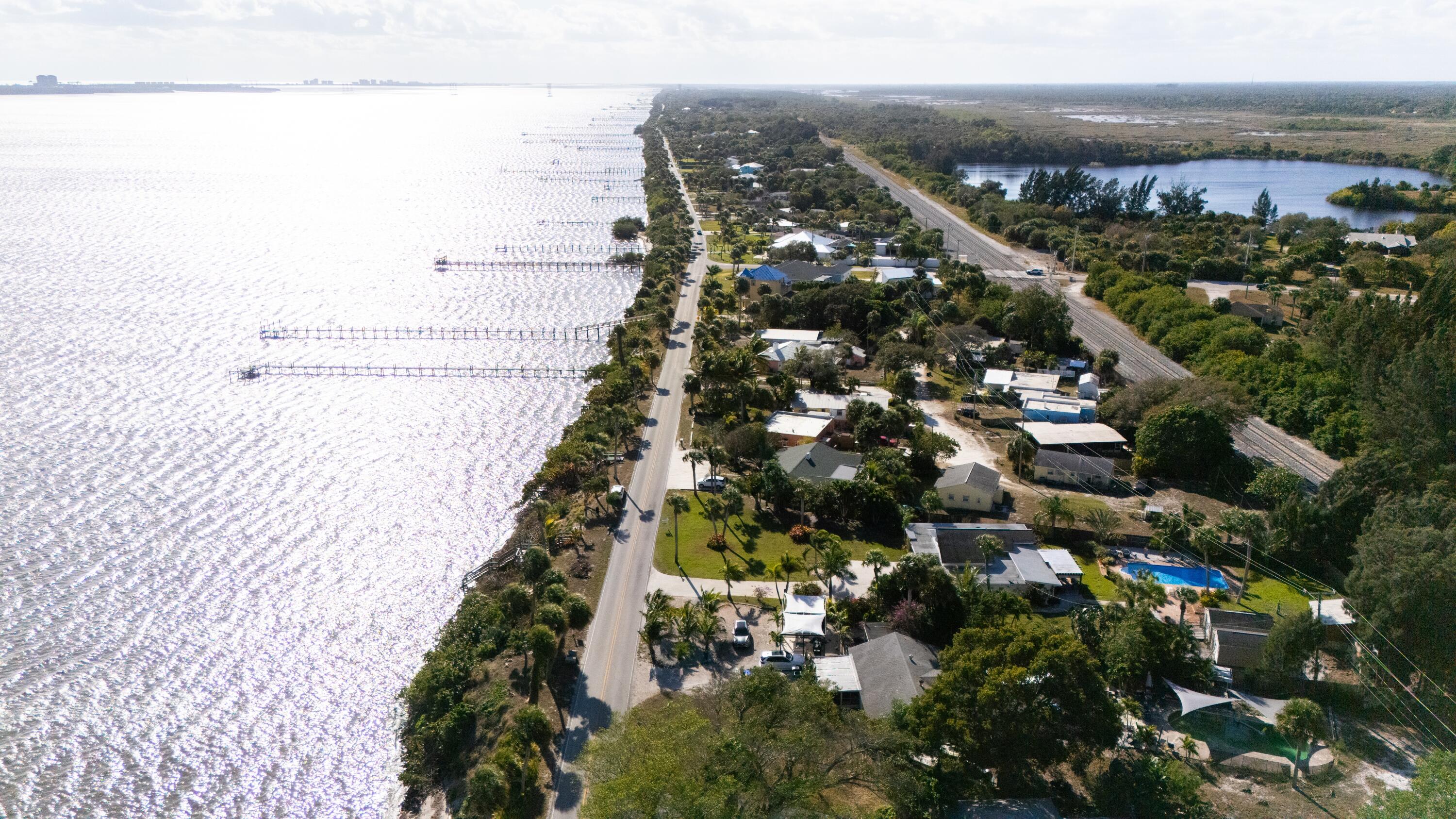 METES AND BOUNDS - Residential