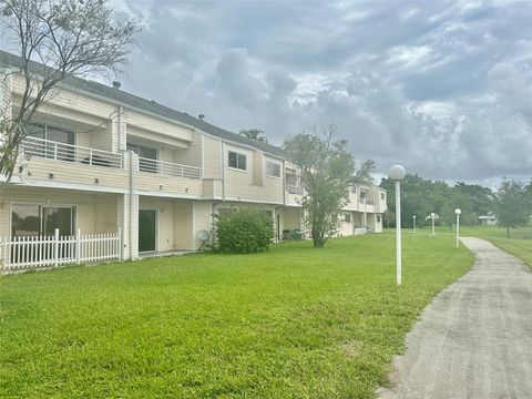 A home in Lauderdale Lakes