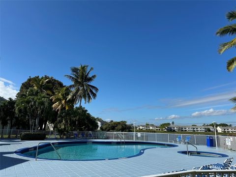 A home in Lauderdale Lakes