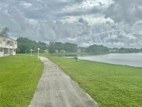 A home in Lauderdale Lakes