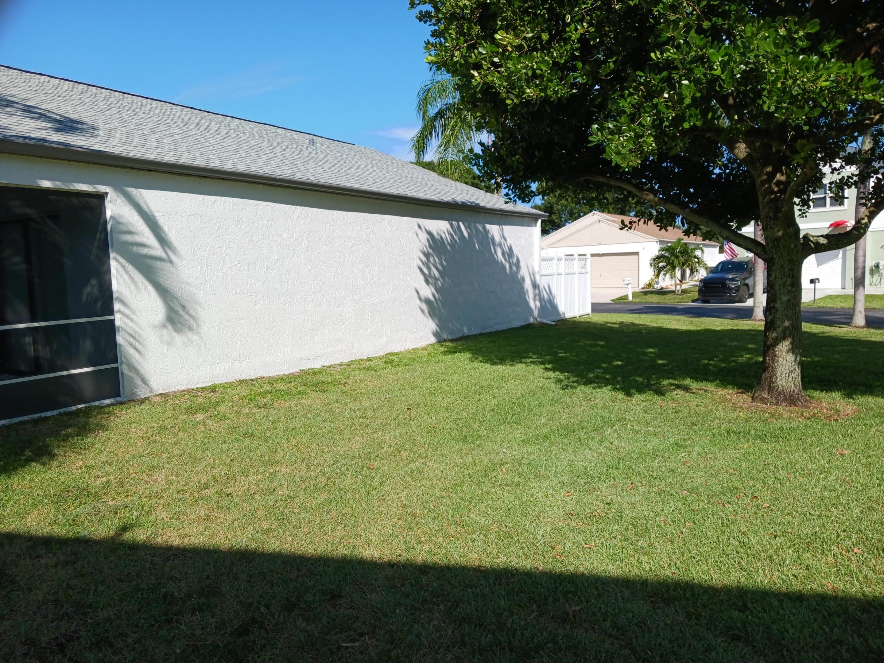 48 BUXTON Lane