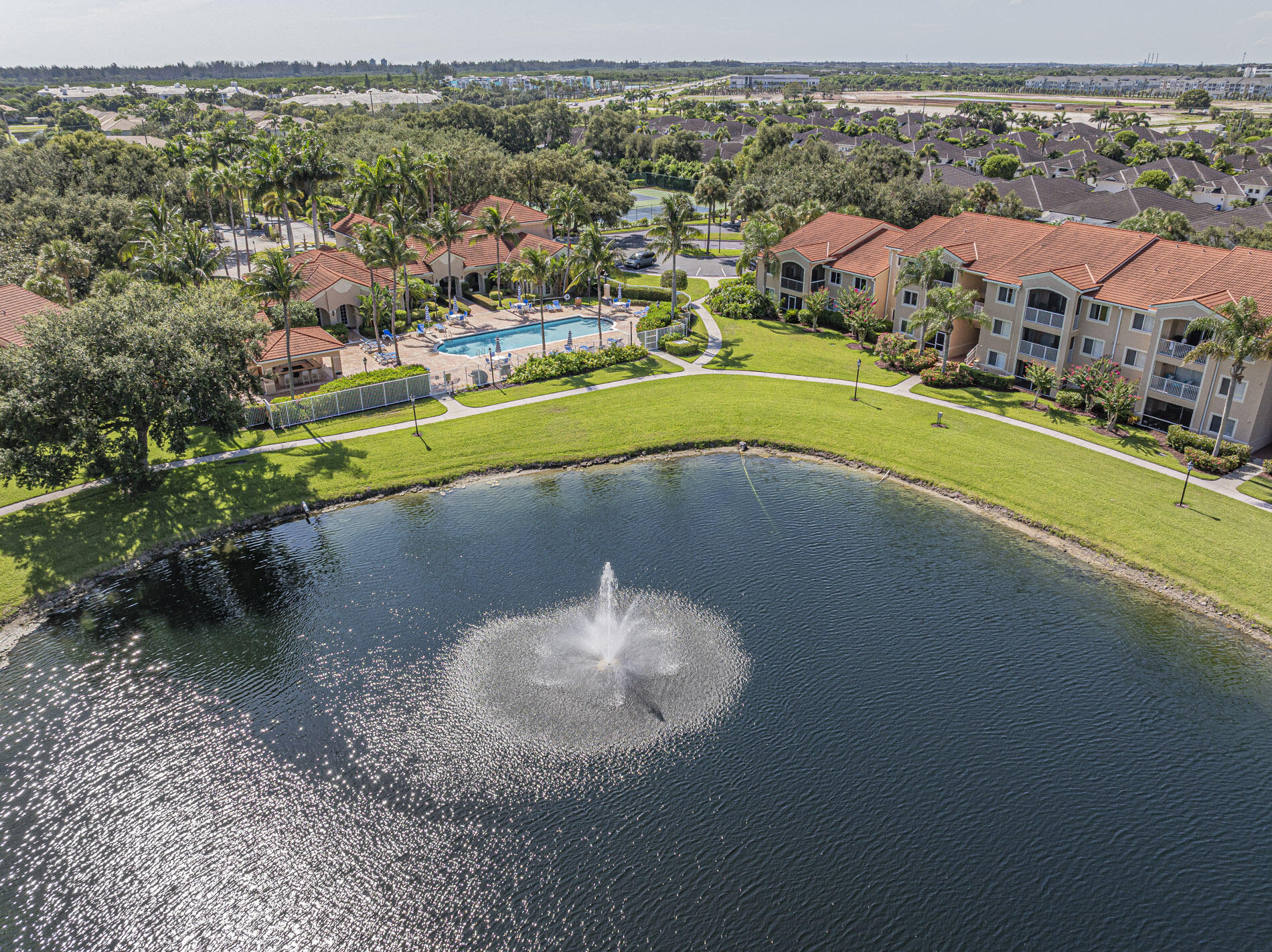 LAGUNA OF VERO BEACH - Residential Lease