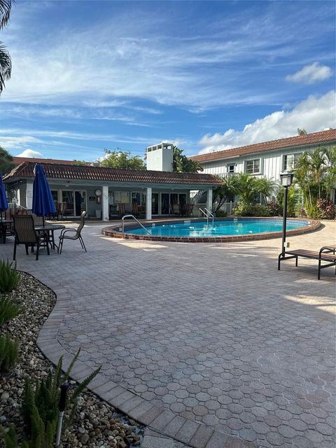 A home in Oakland Park