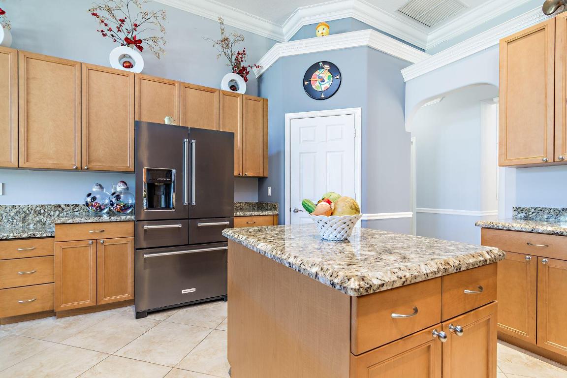 TALL PINES WATERWAY ESTATEs - Residential Lease