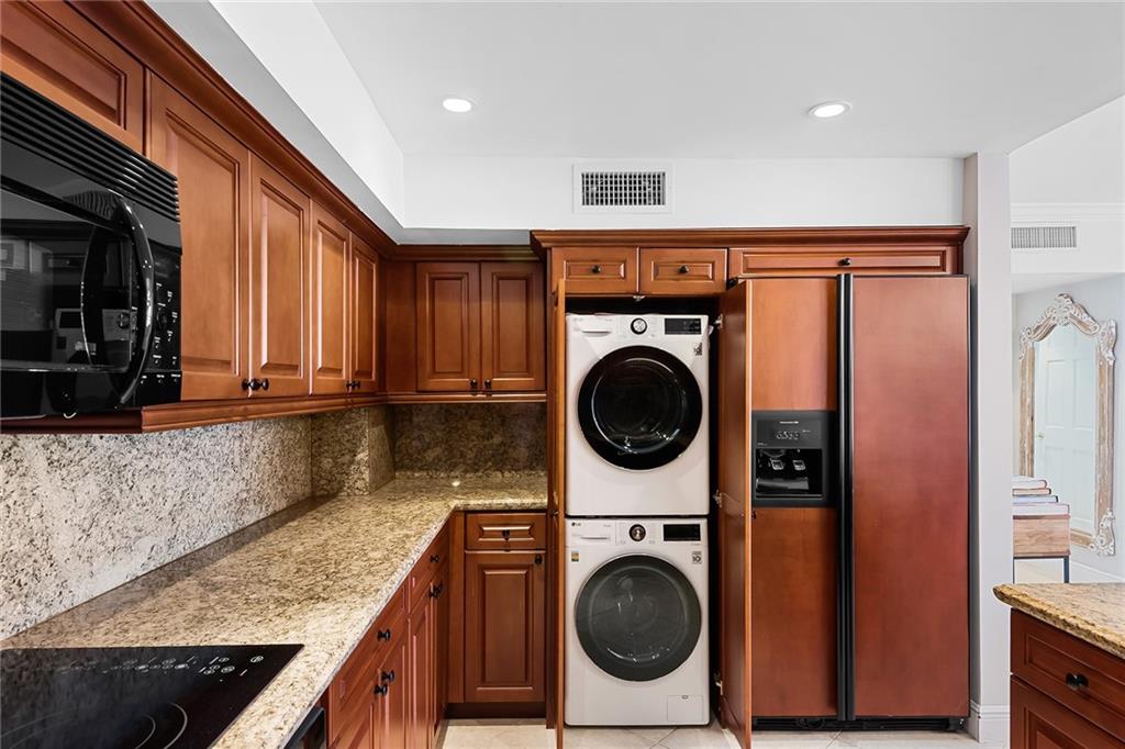 Regency Tower - Residential