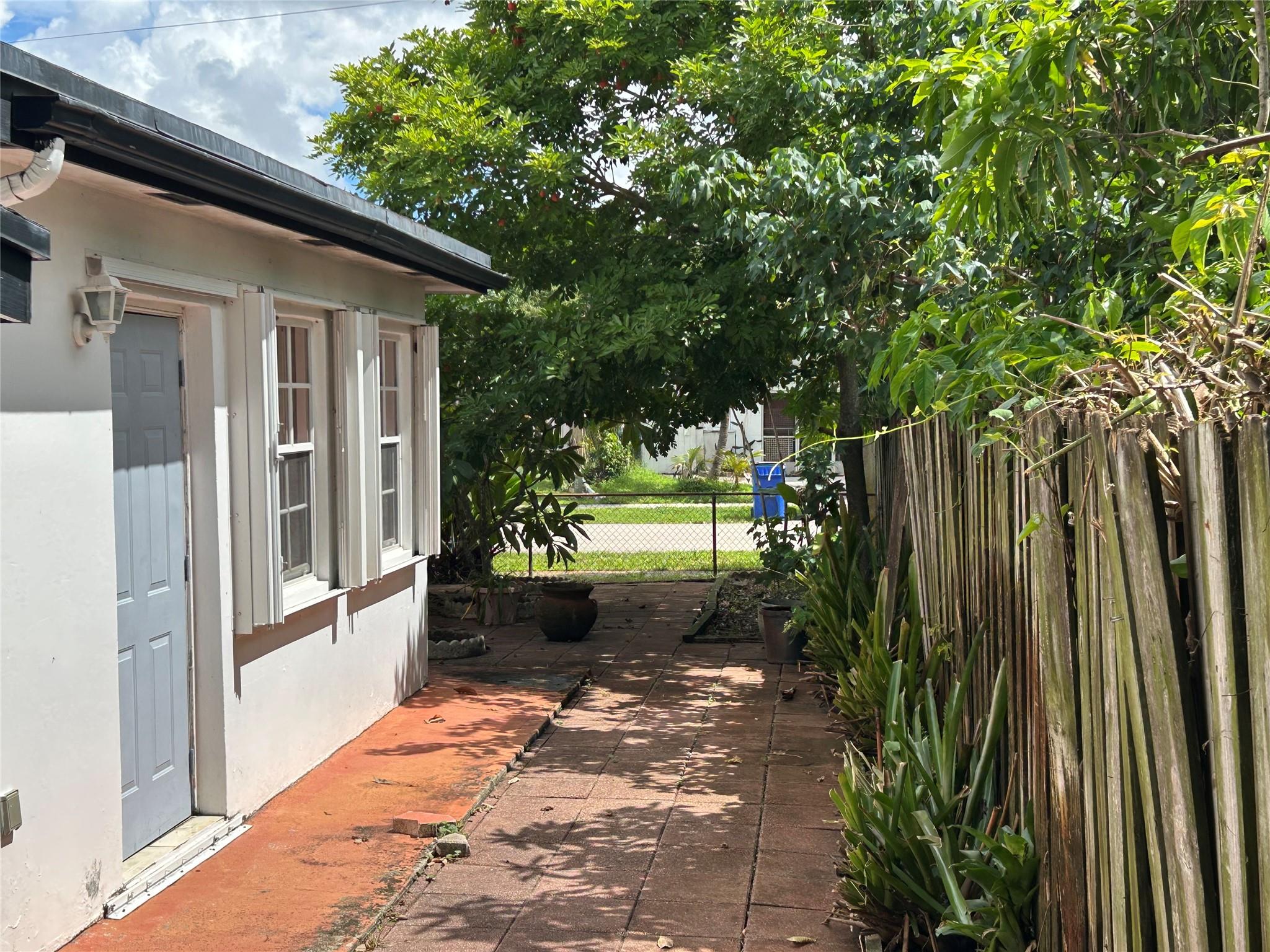 Oakland Estates Sec Eight - Residential