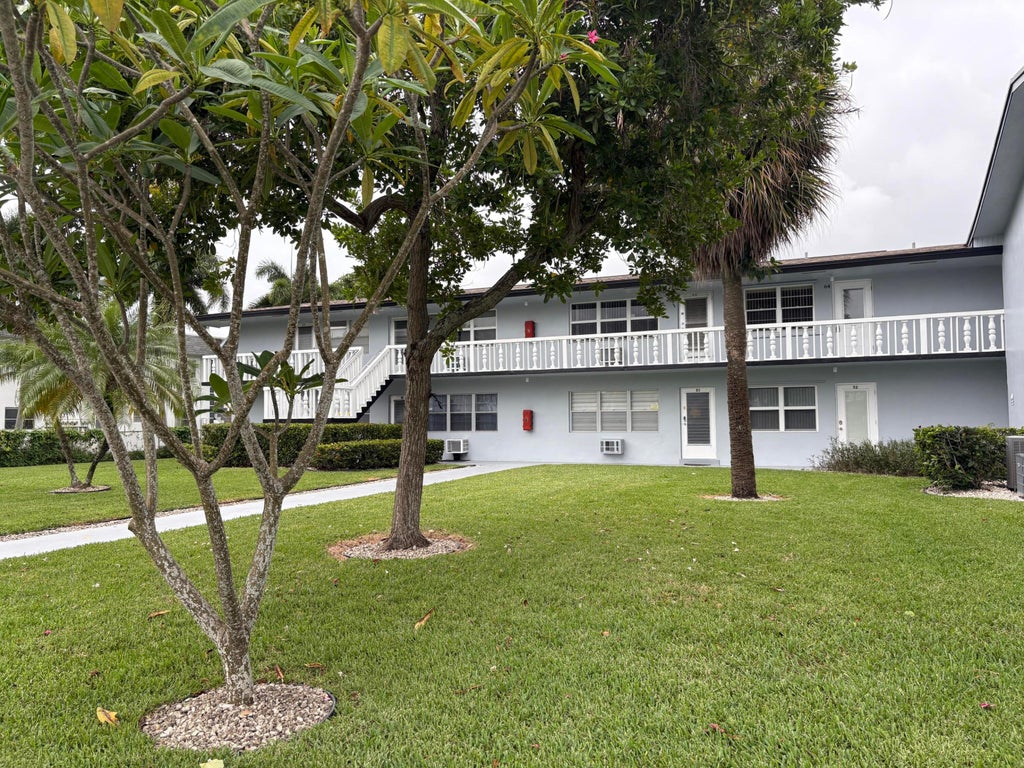Photo of 63 Coventry C, West Palm Beach, FL 33417 (MLS # B26062302)