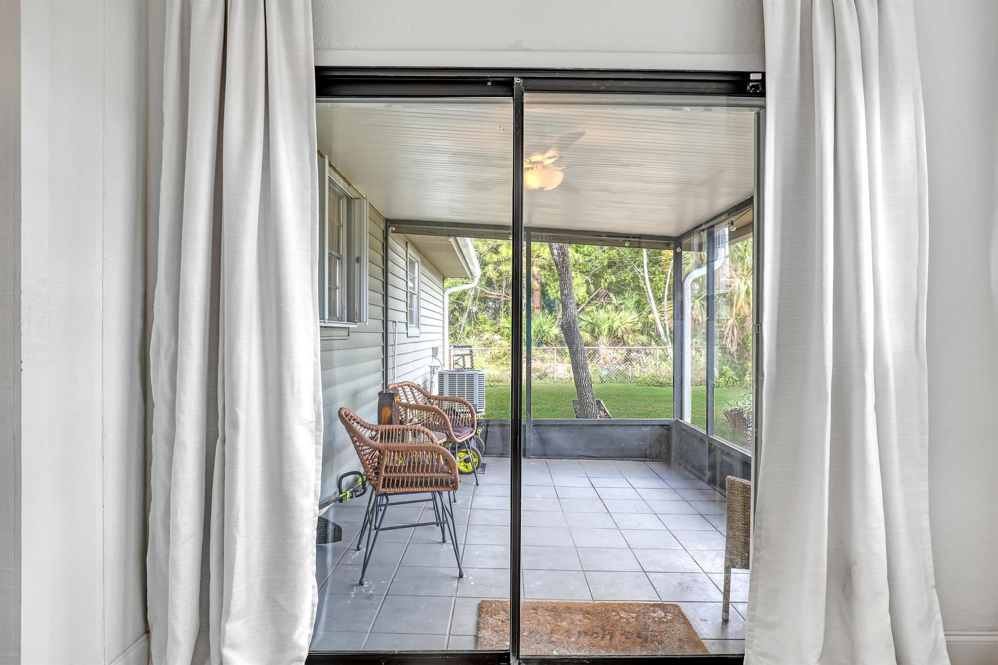 PORT ST LUCIE SECTION 8 - Residential