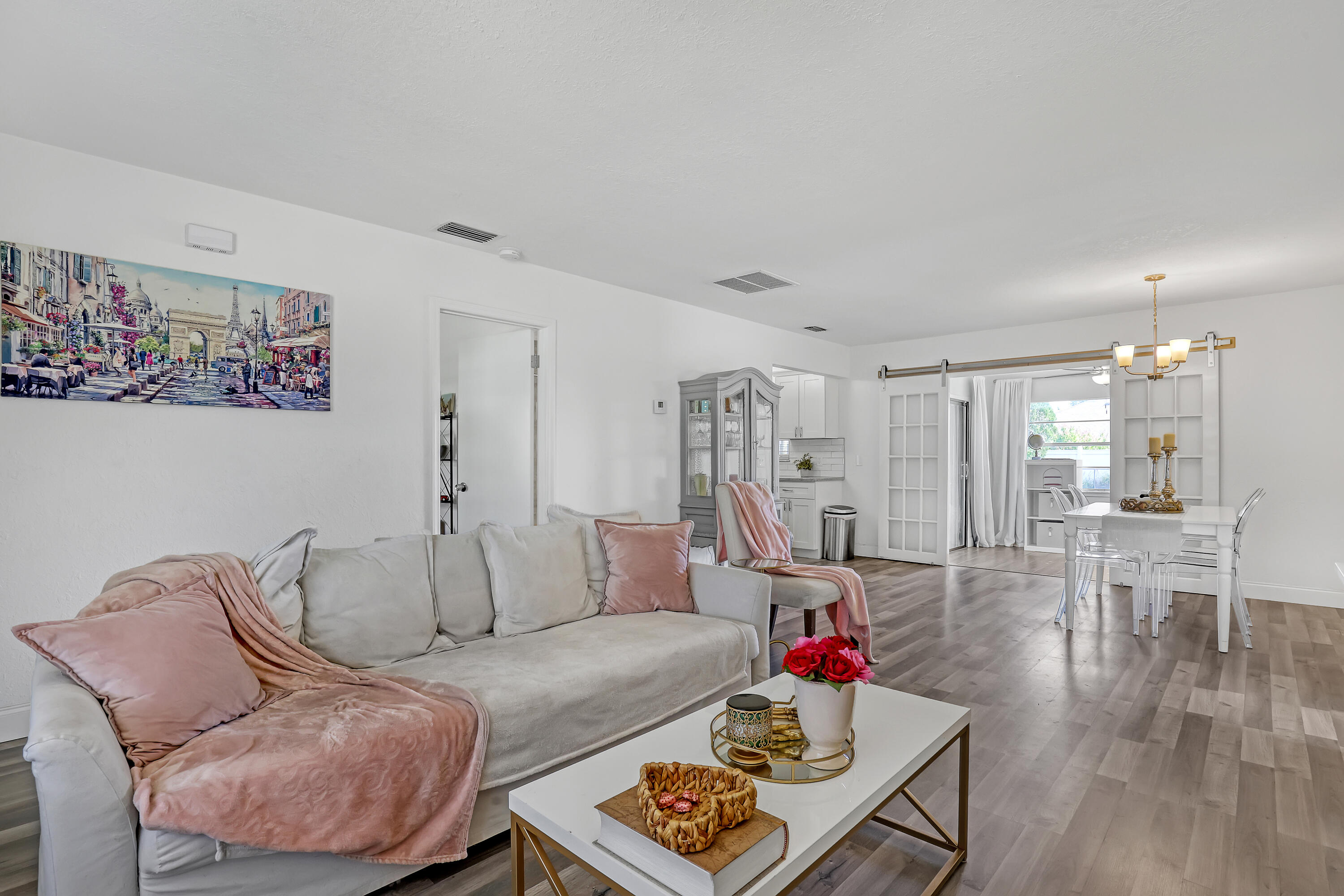 PORT ST LUCIE SECTION 8 - Residential