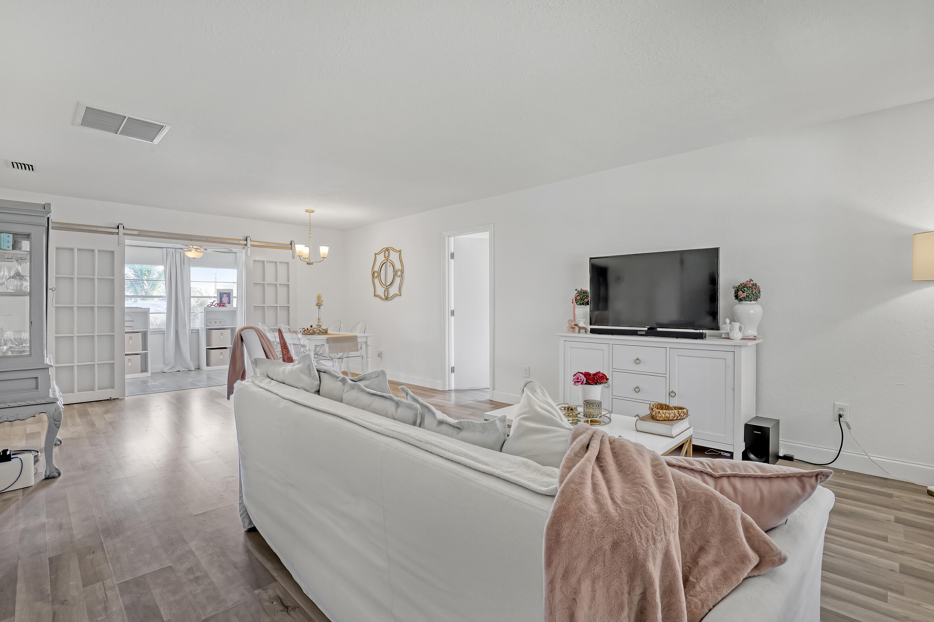 PORT ST LUCIE SECTION 8 - Residential