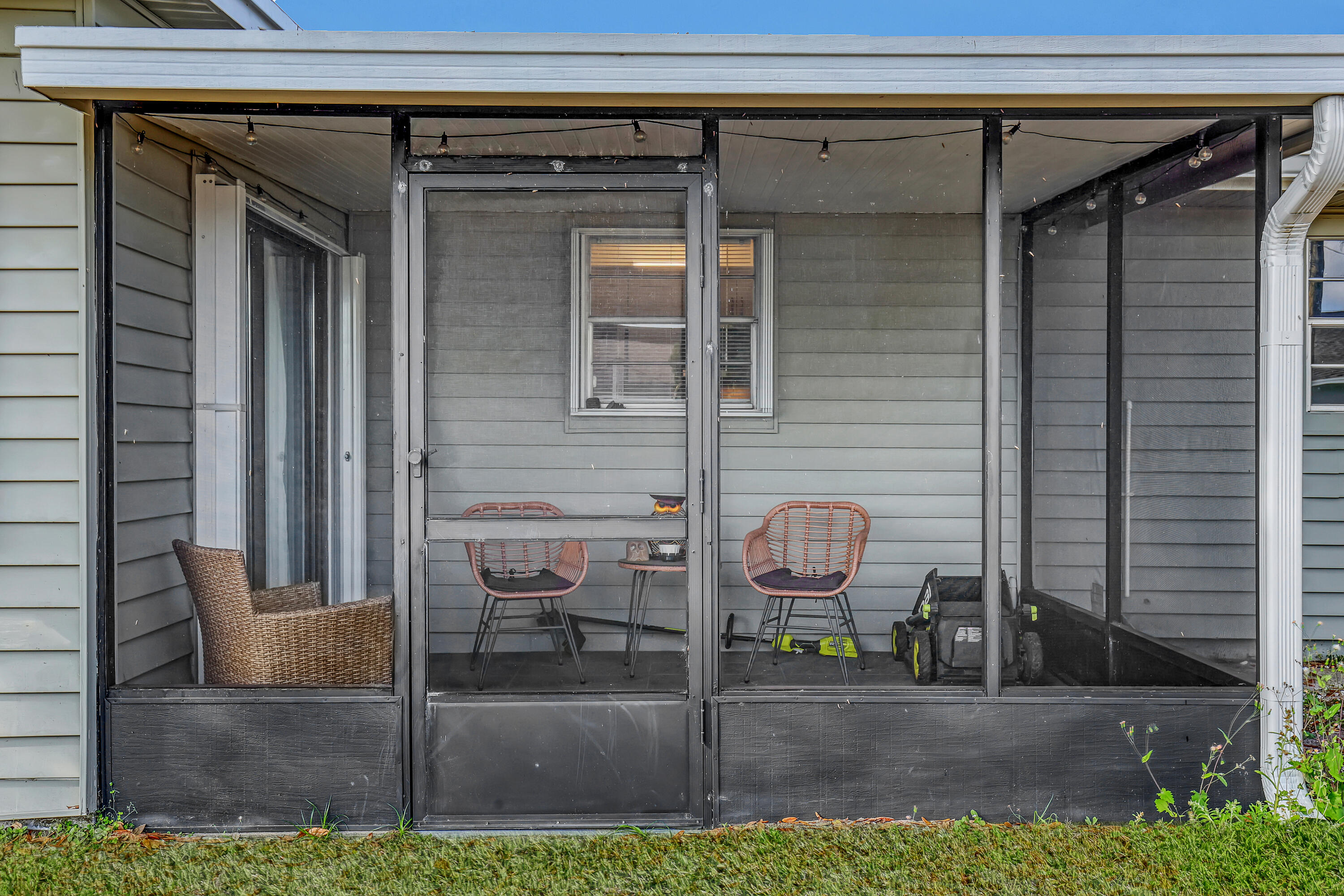 PORT ST LUCIE SECTION 8 - Residential