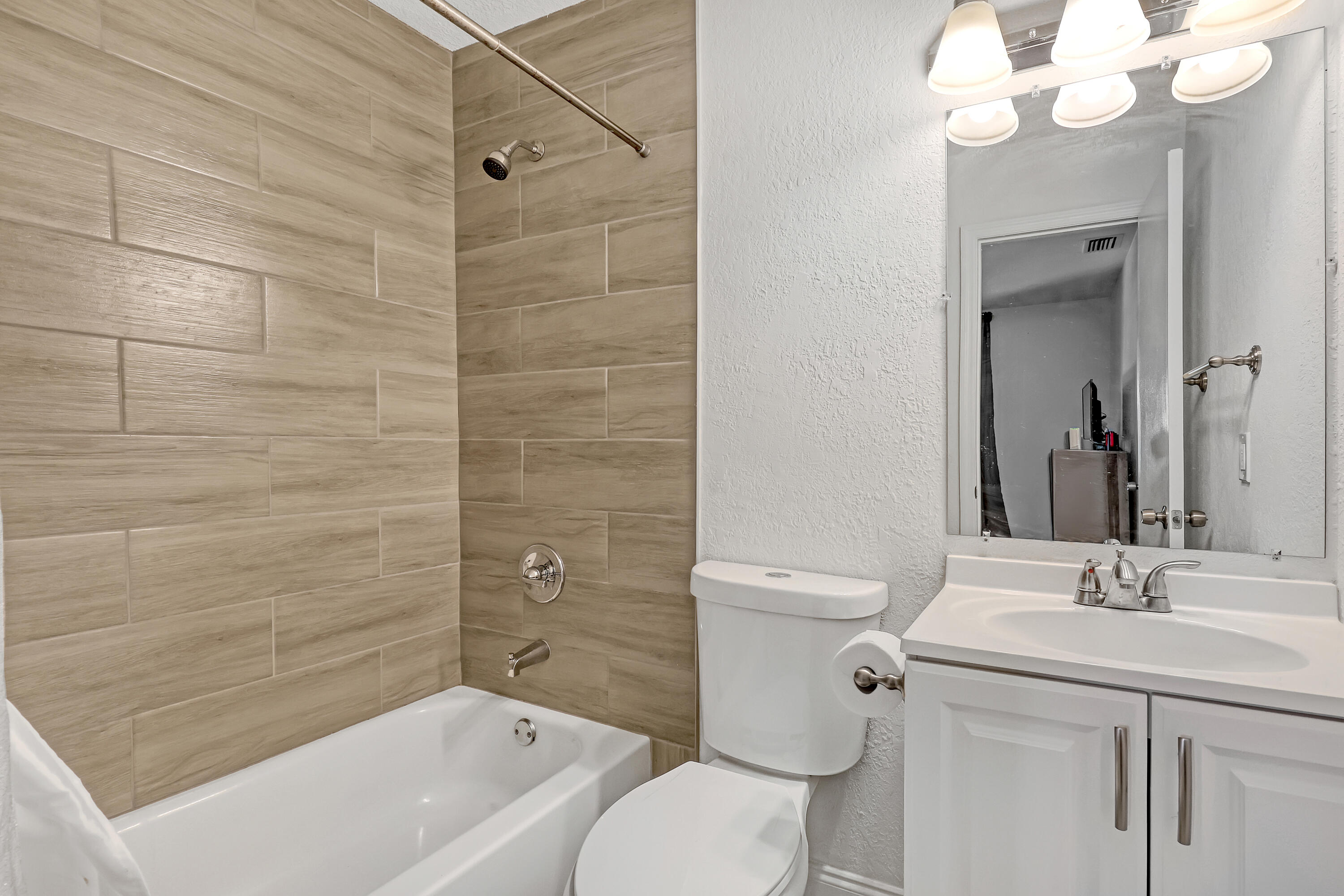 PORT ST LUCIE SECTION 8 - Residential