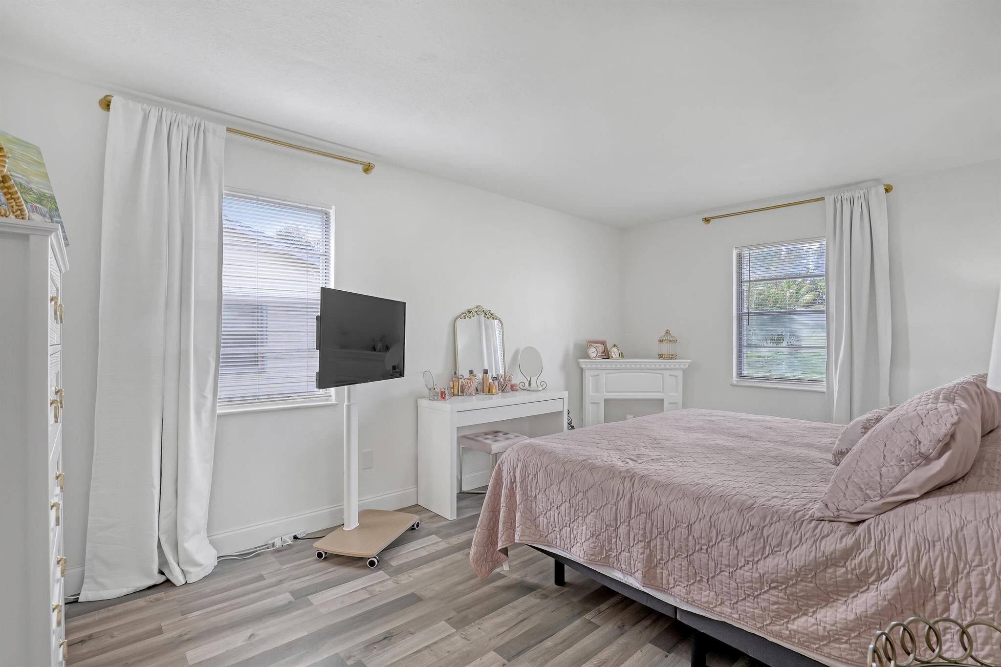 PORT ST LUCIE SECTION 8 - Residential