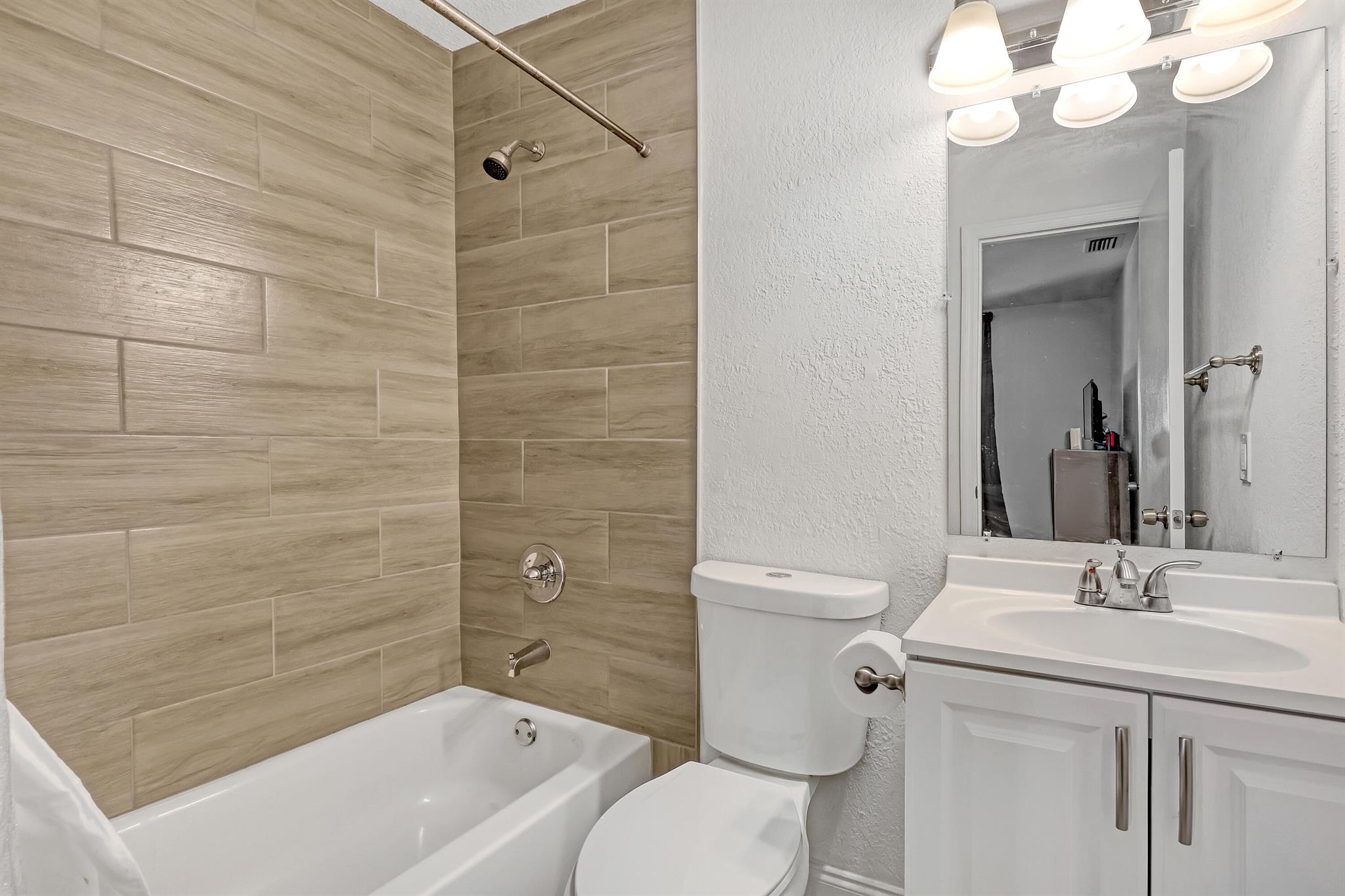 PORT ST LUCIE SECTION 8 - Residential