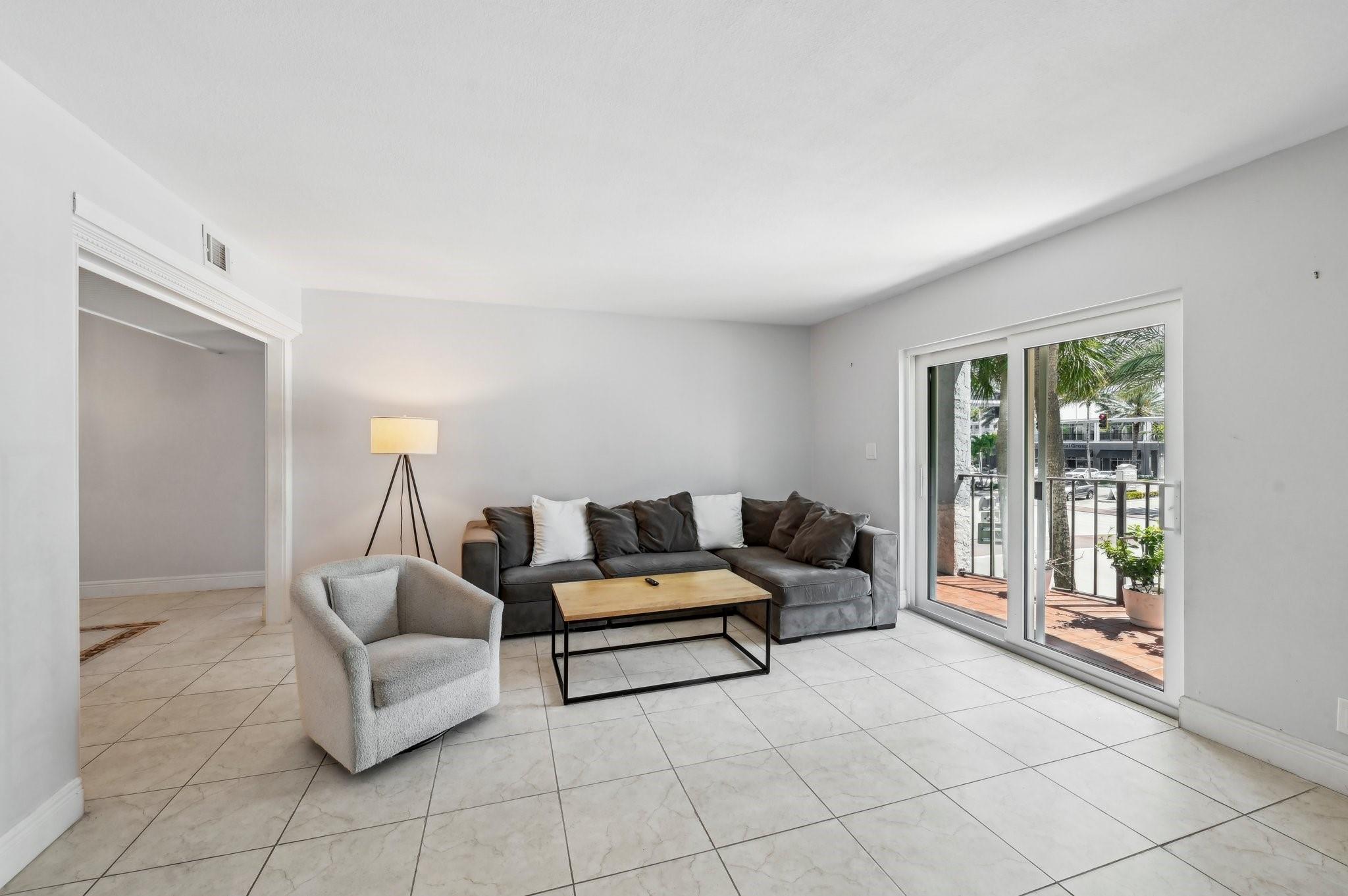 3909 N Ocean Blvd 215