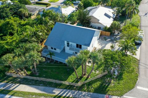 A home in Jensen Beach