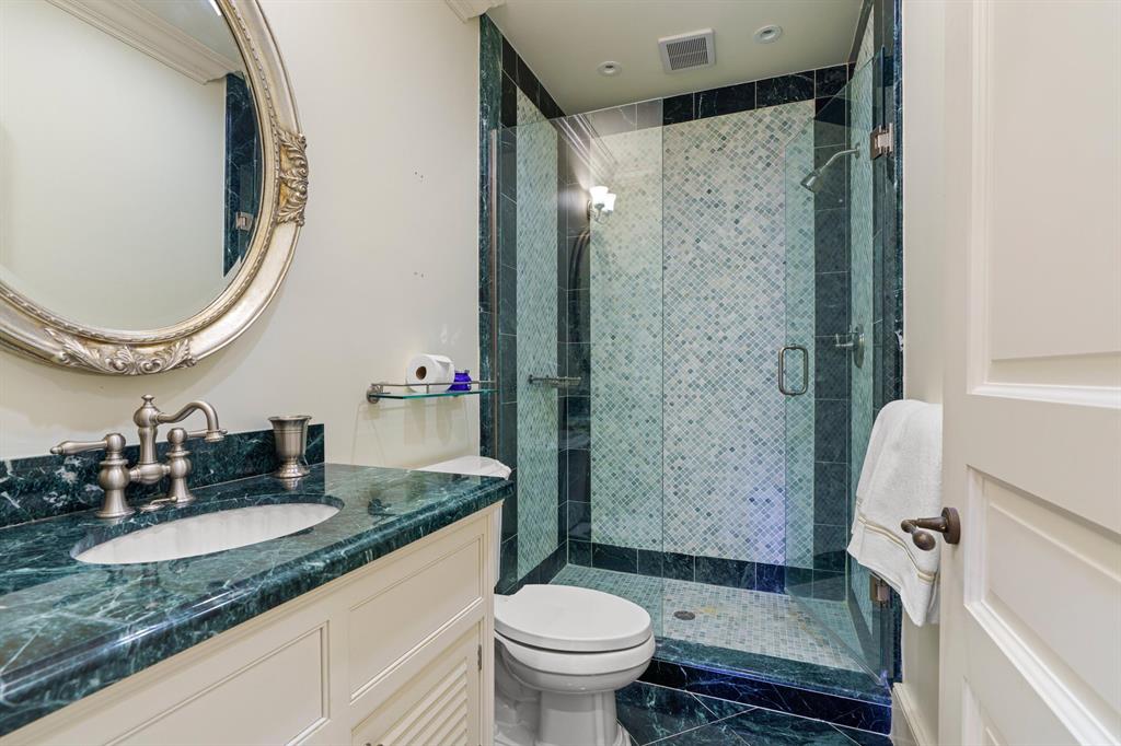 ROYAL PARK - Residential