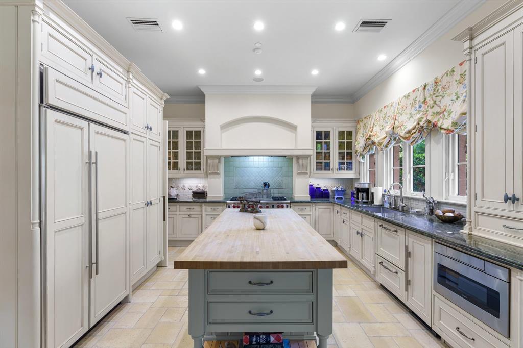 ROYAL PARK - Residential