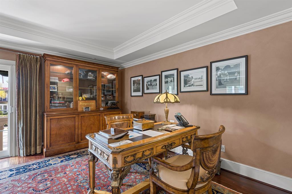 ROYAL PARK - Residential