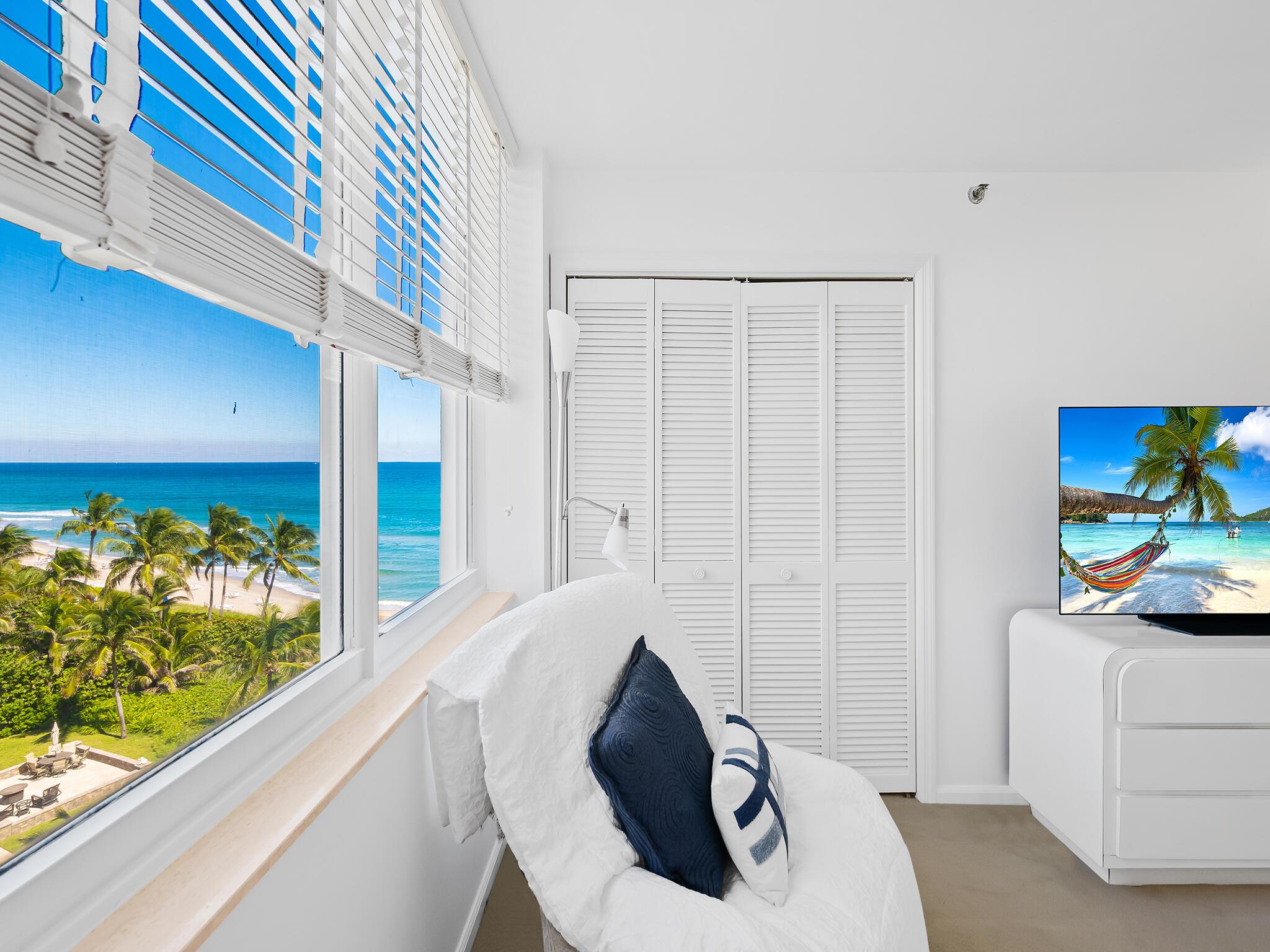 CLARENDON CONDO - Residential