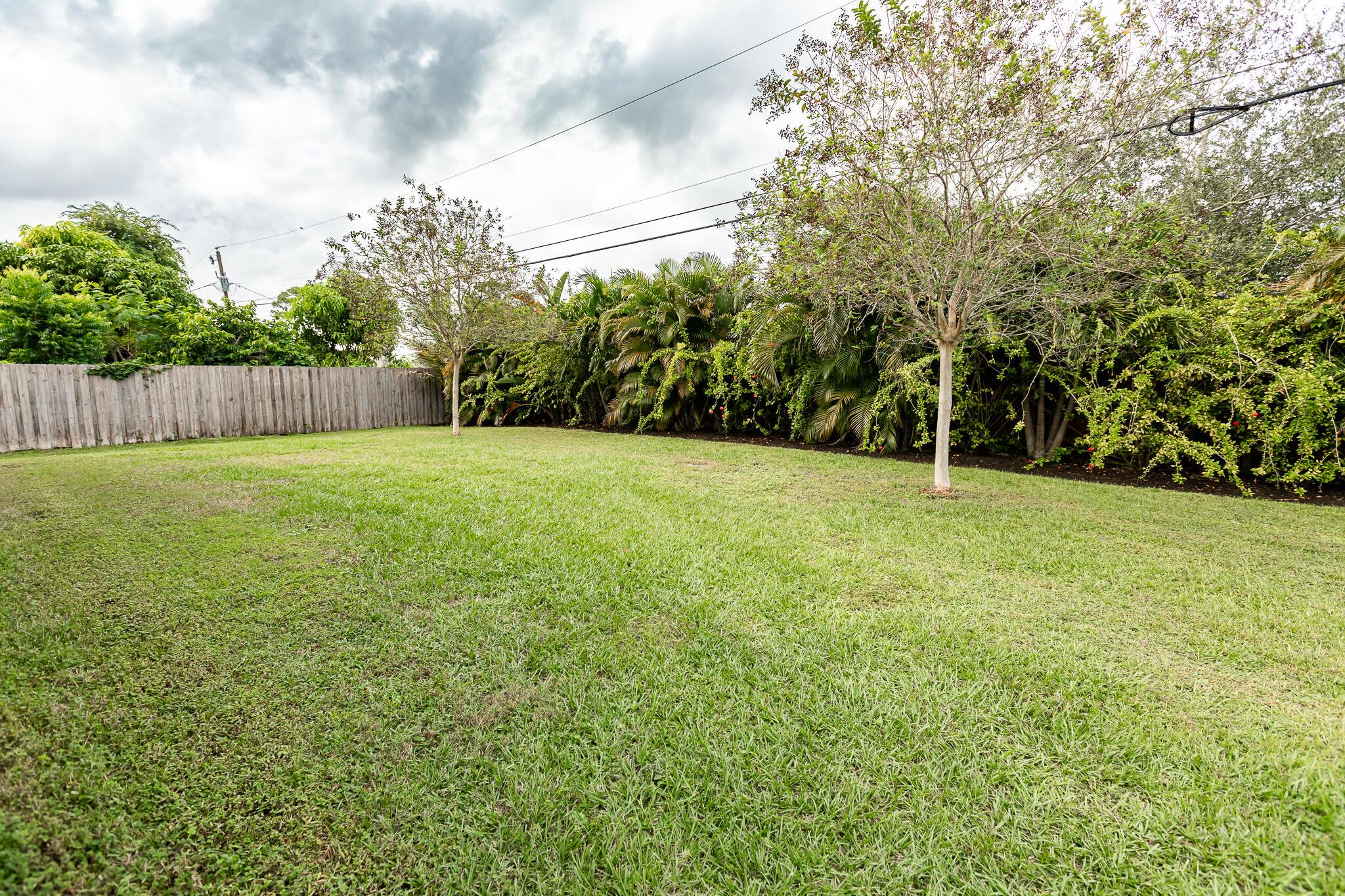 PORT ST LUCIE SECTION 17 - Residential Lease