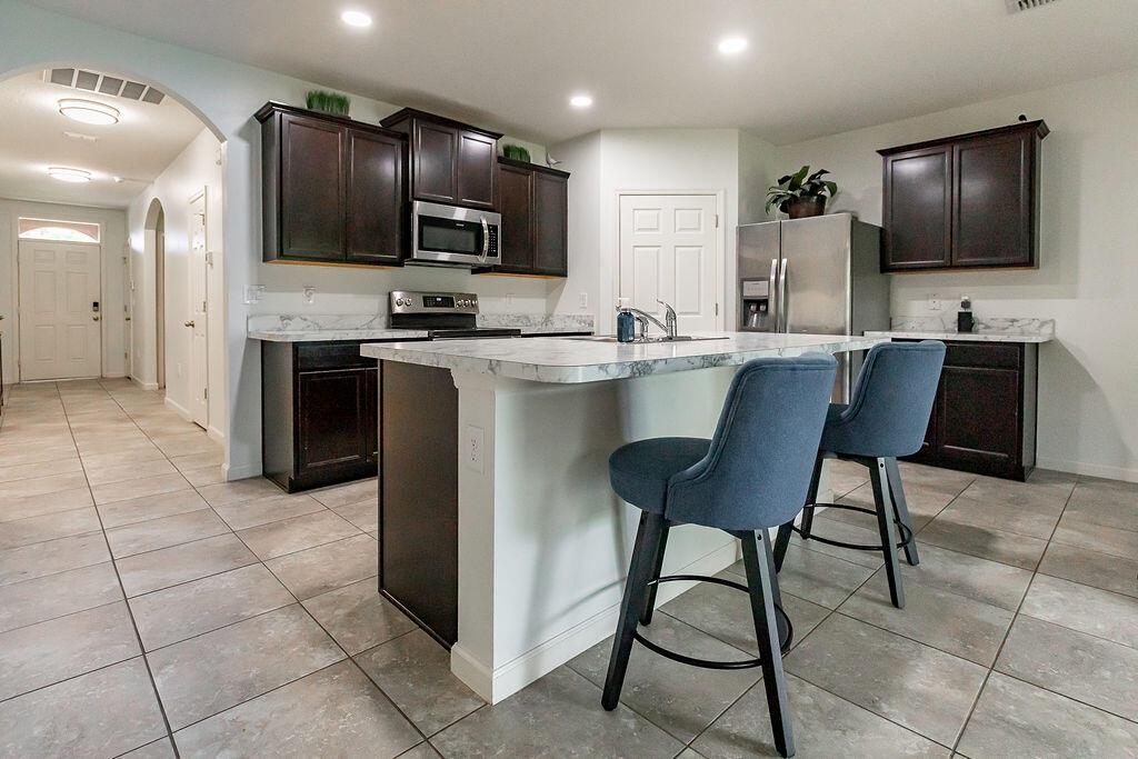 PORT ST LUCIE SECTION 17 - Residential Lease