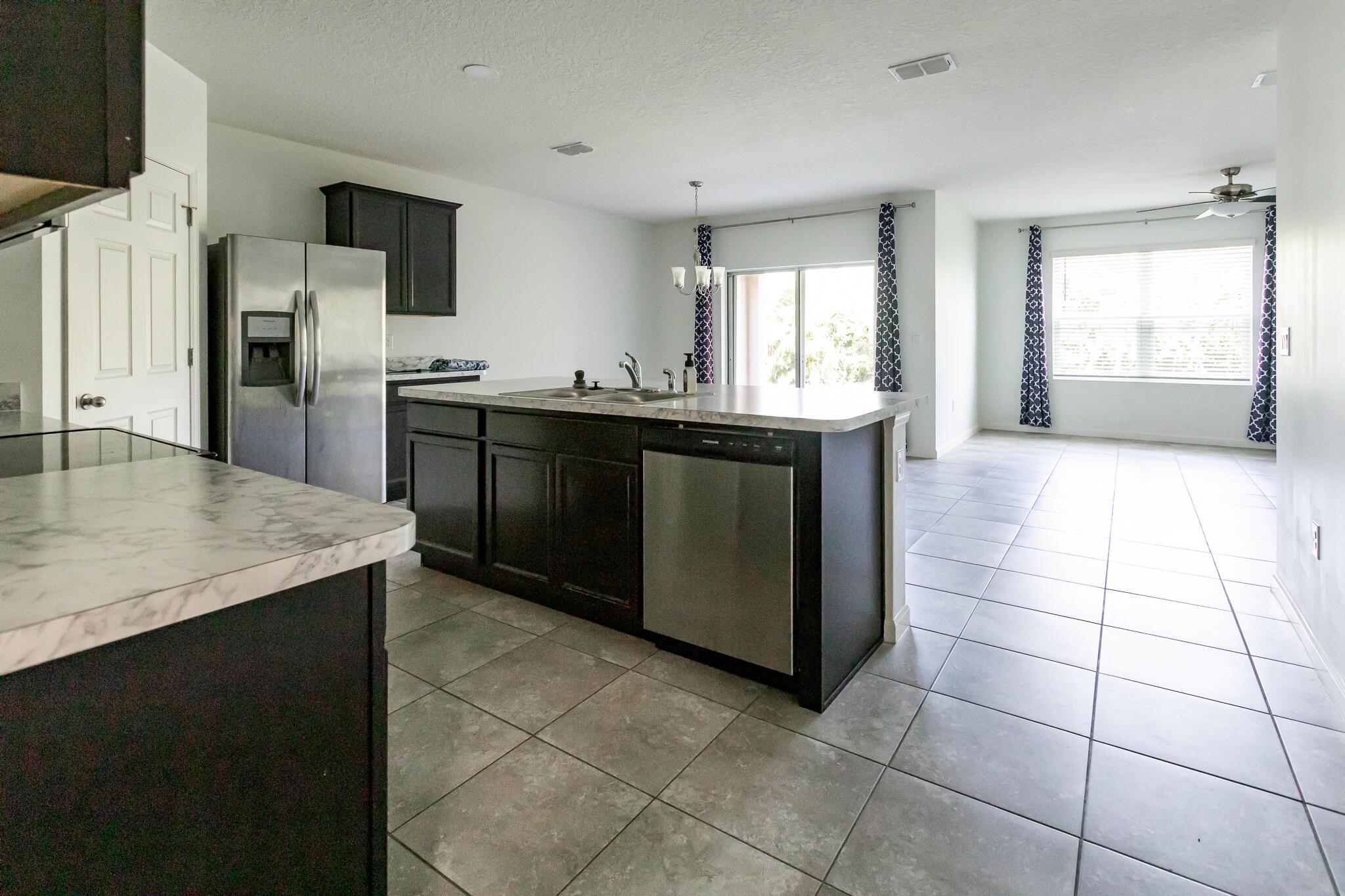 PORT ST LUCIE SECTION 17 - Residential Lease