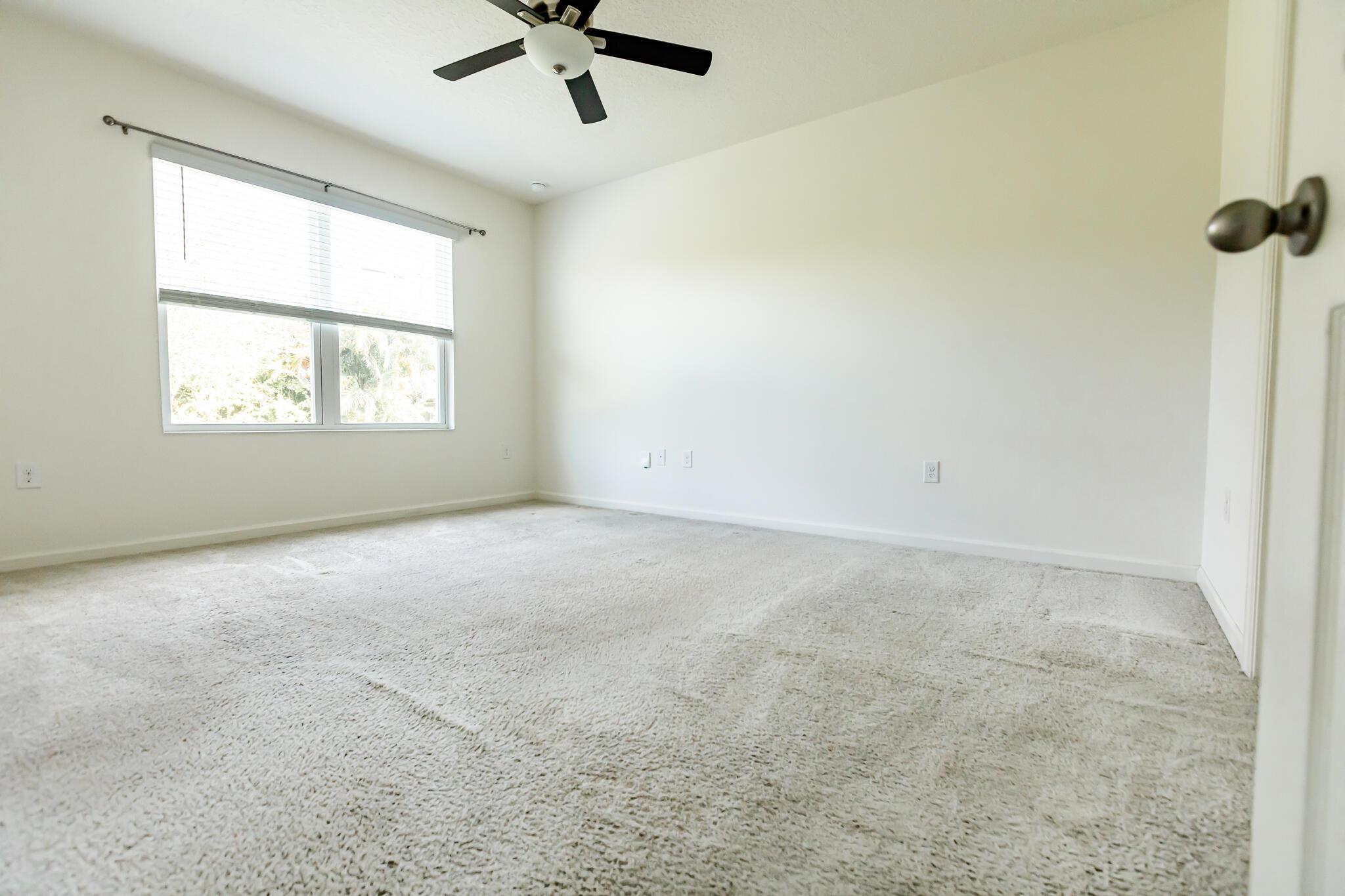 PORT ST LUCIE SECTION 17 - Residential Lease