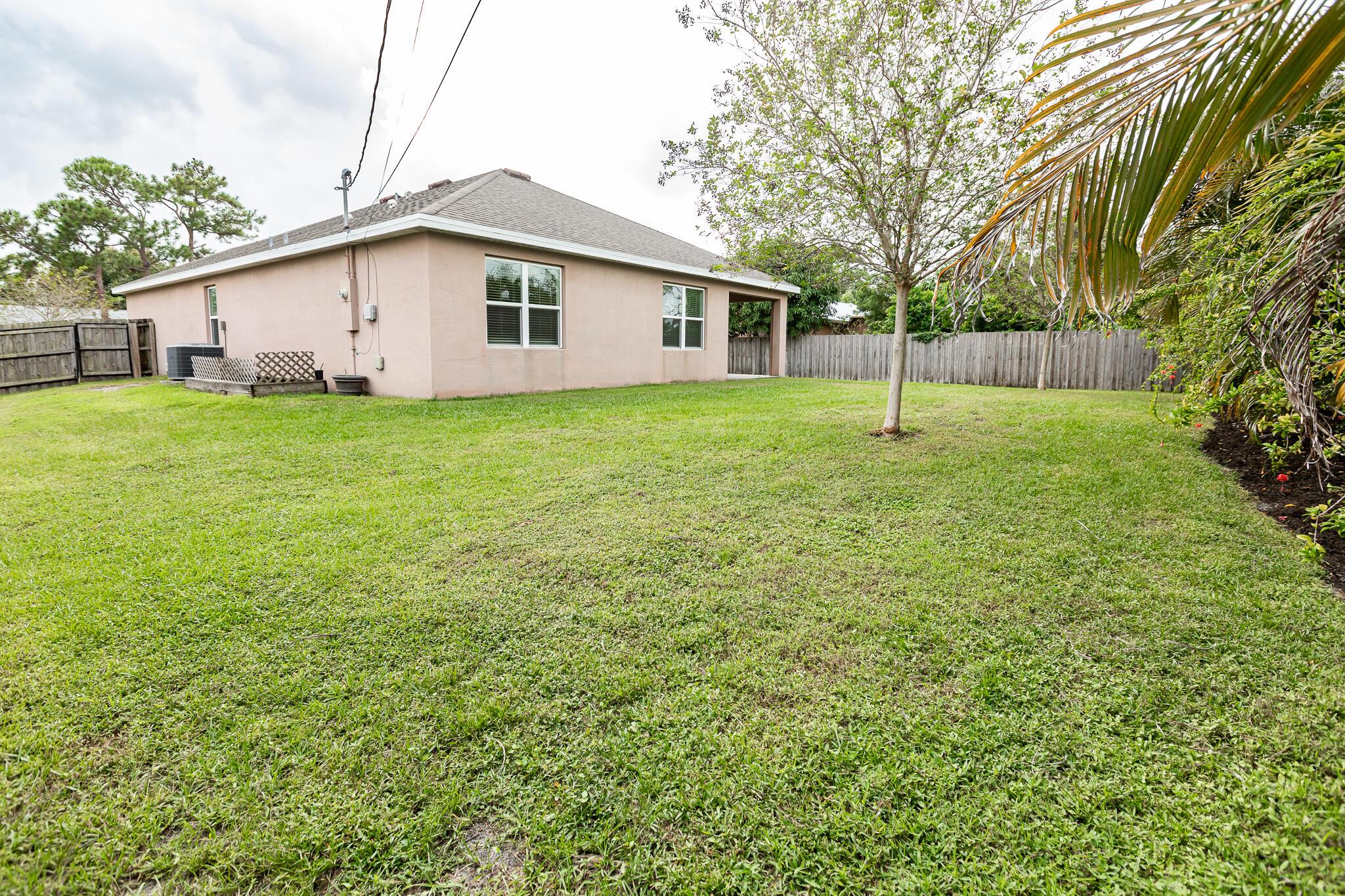 PORT ST LUCIE SECTION 17 - Residential Lease