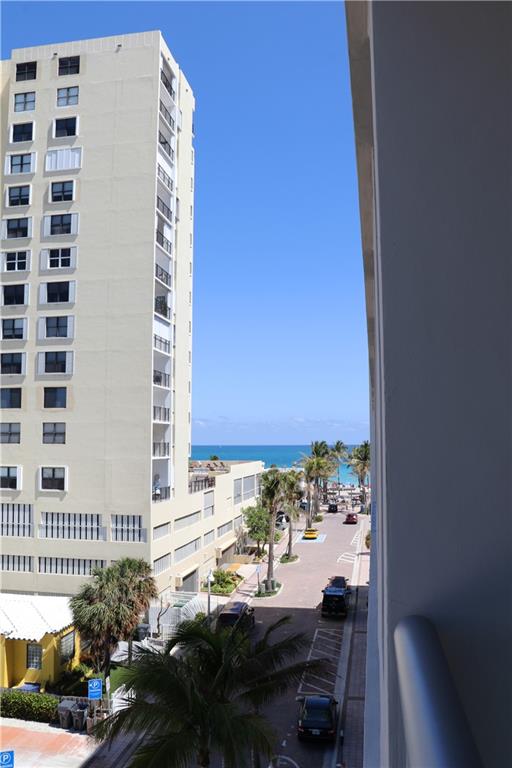 Costa Hollywood Resort - Residential