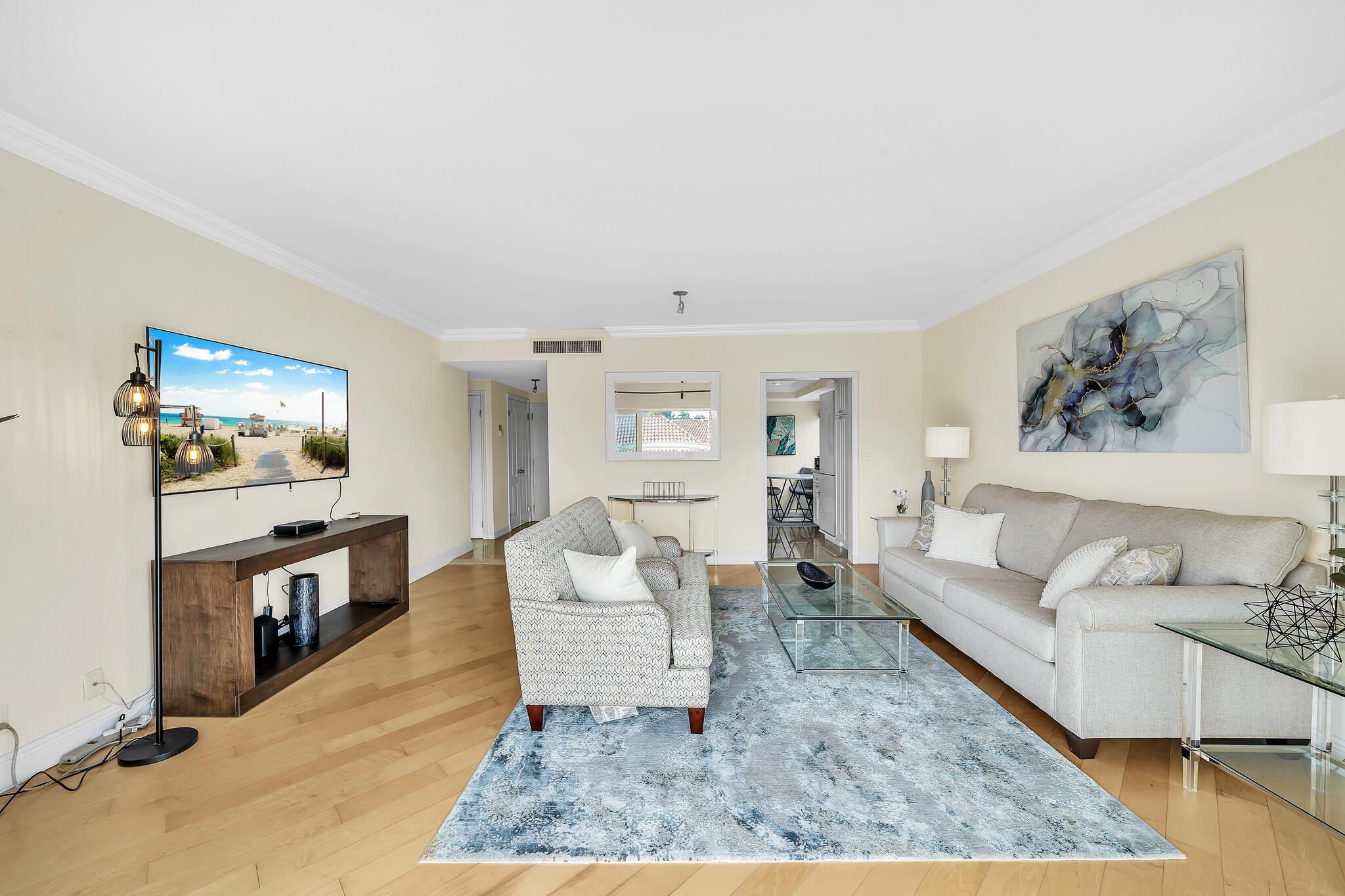 LAKE TOWERS CONDO - Residential Lease