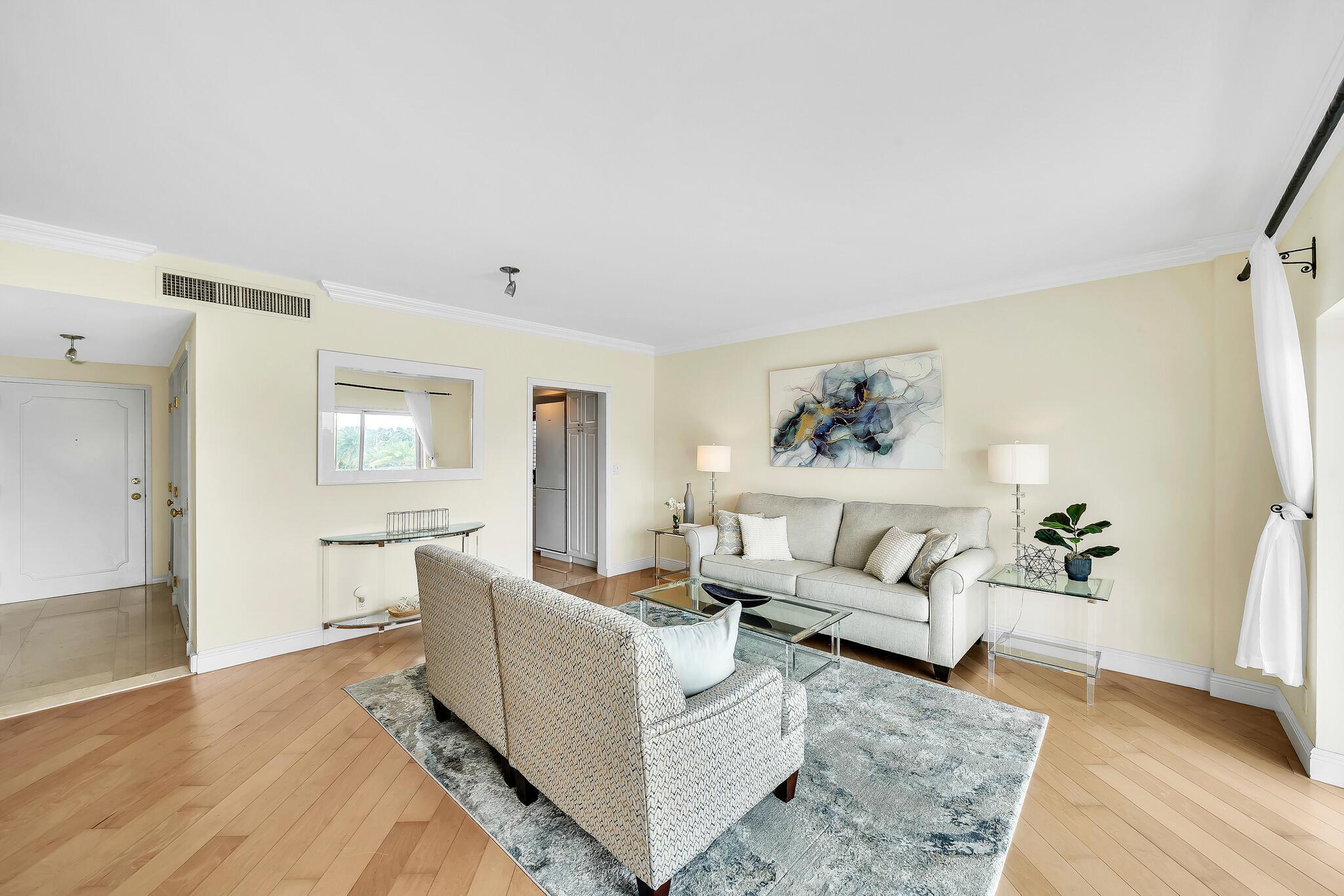 LAKE TOWERS CONDO - Residential Lease