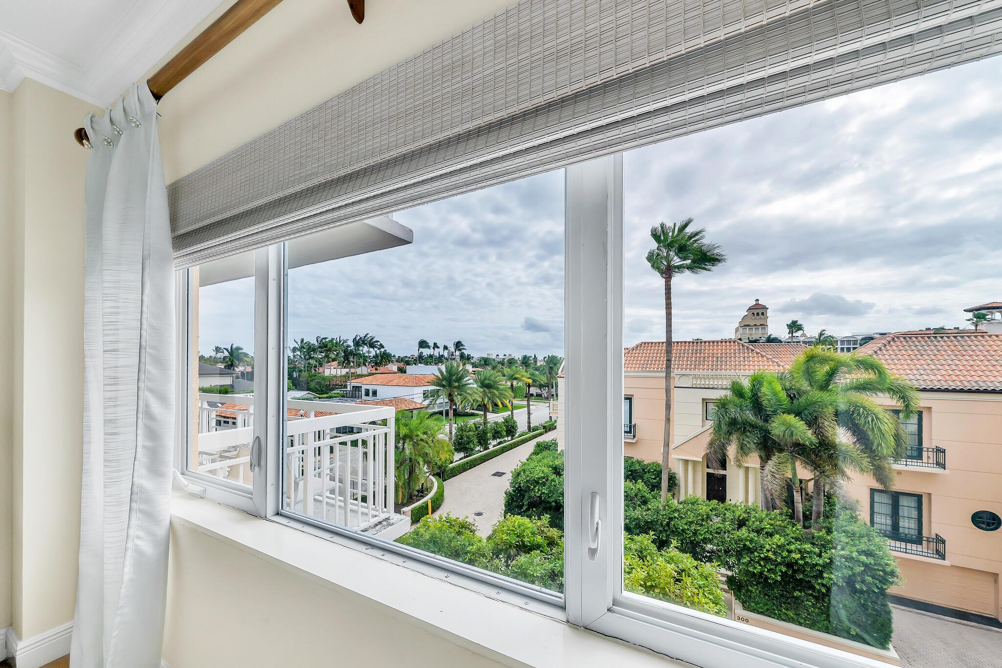 LAKE TOWERS CONDO - Residential Lease