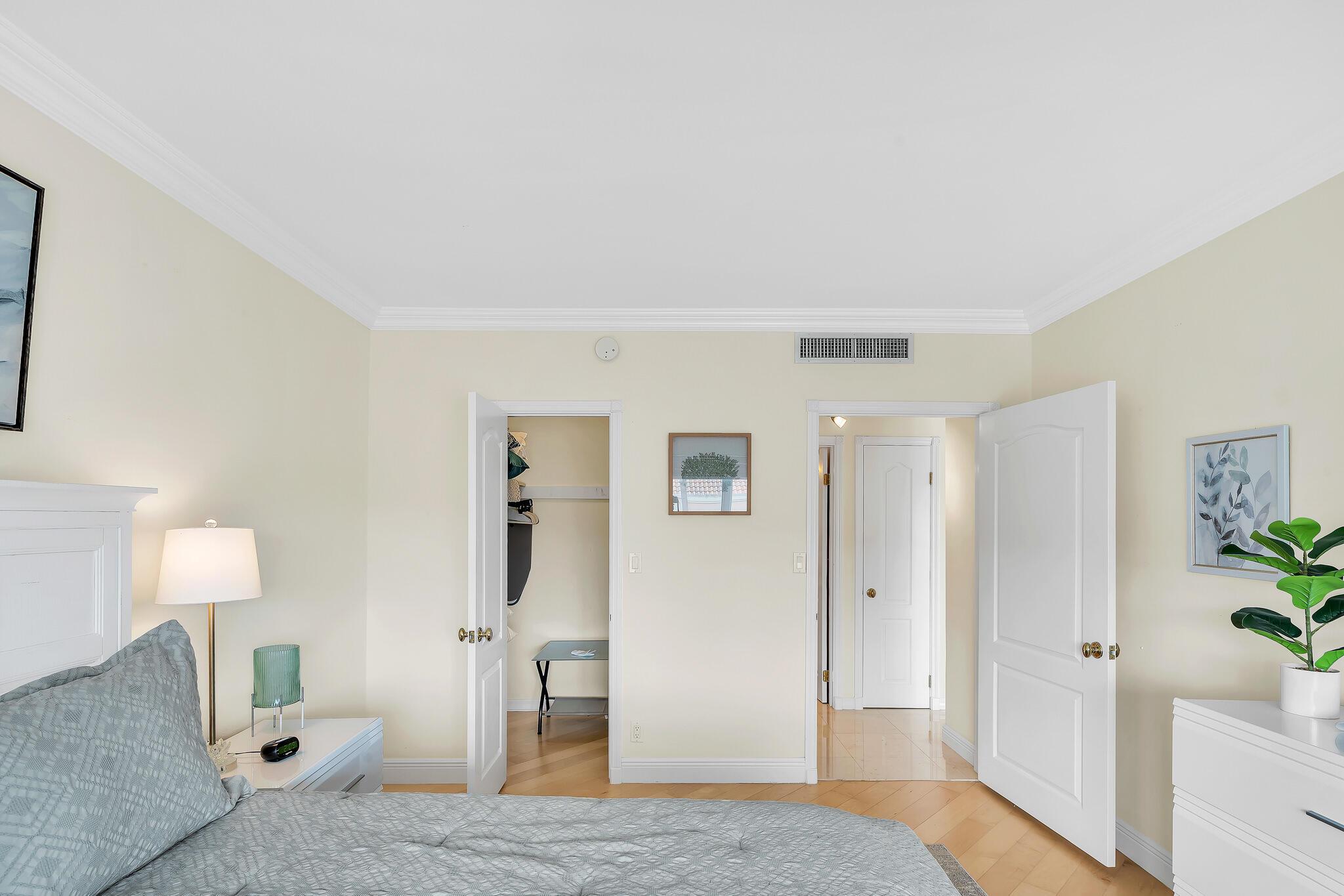 LAKE TOWERS CONDO - Residential Lease