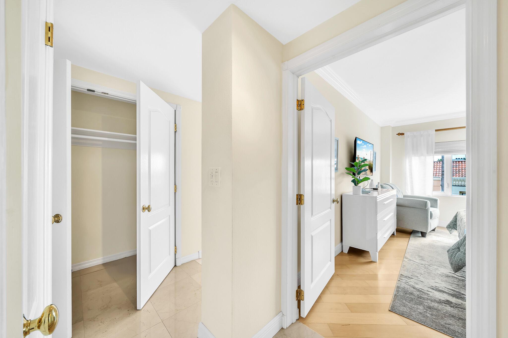 LAKE TOWERS CONDO - Residential Lease