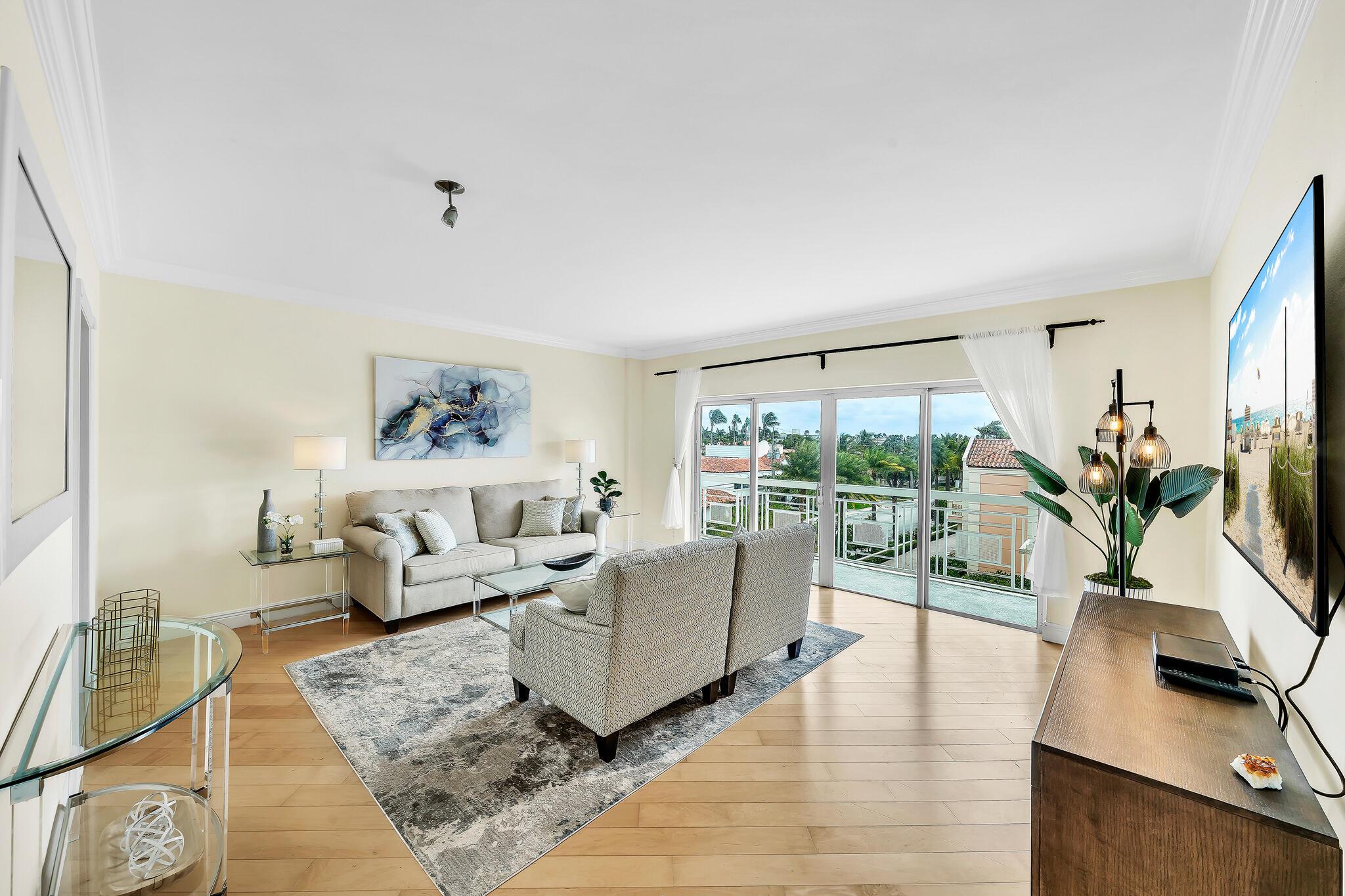 LAKE TOWERS CONDO - Residential Lease