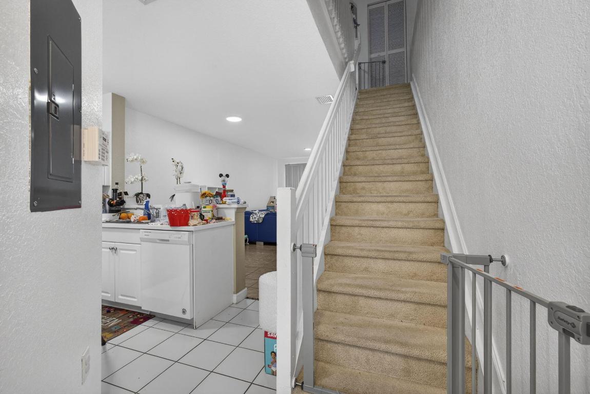 4147 Napoli Lake Drive