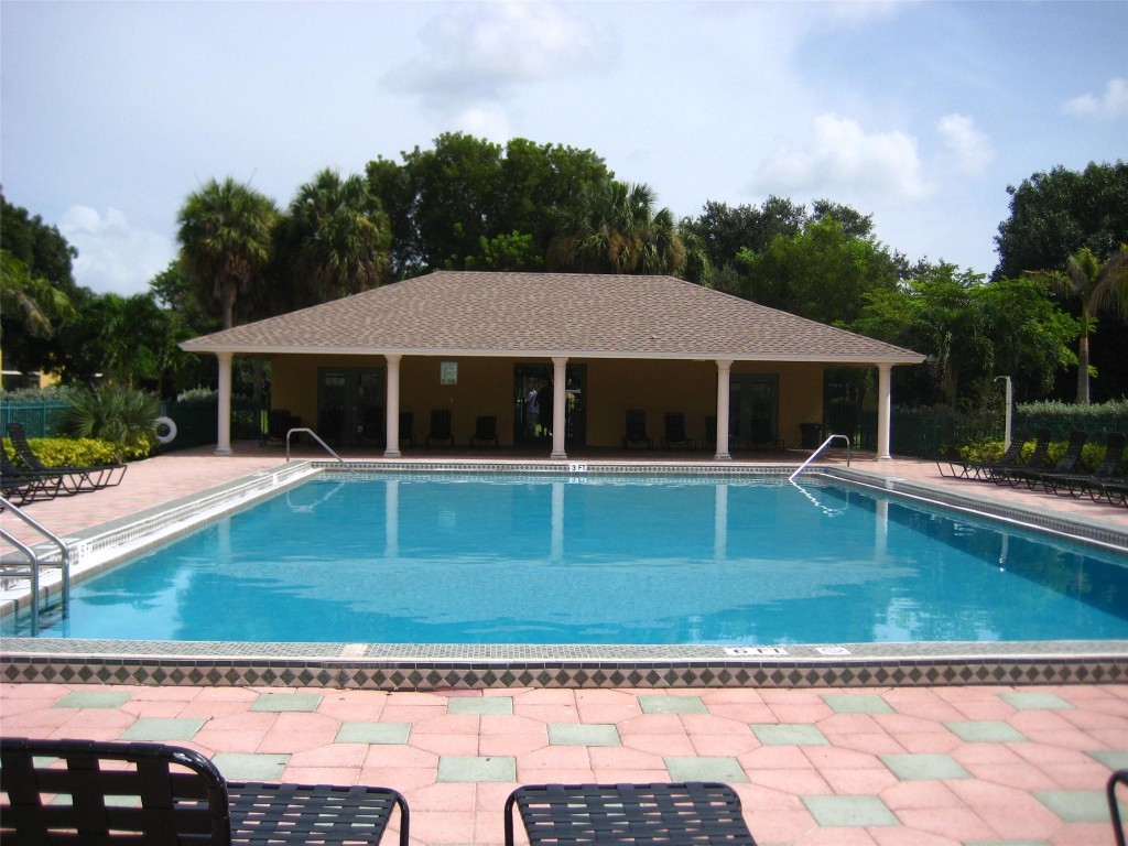 Meadows On Green Condo - Residential Lease