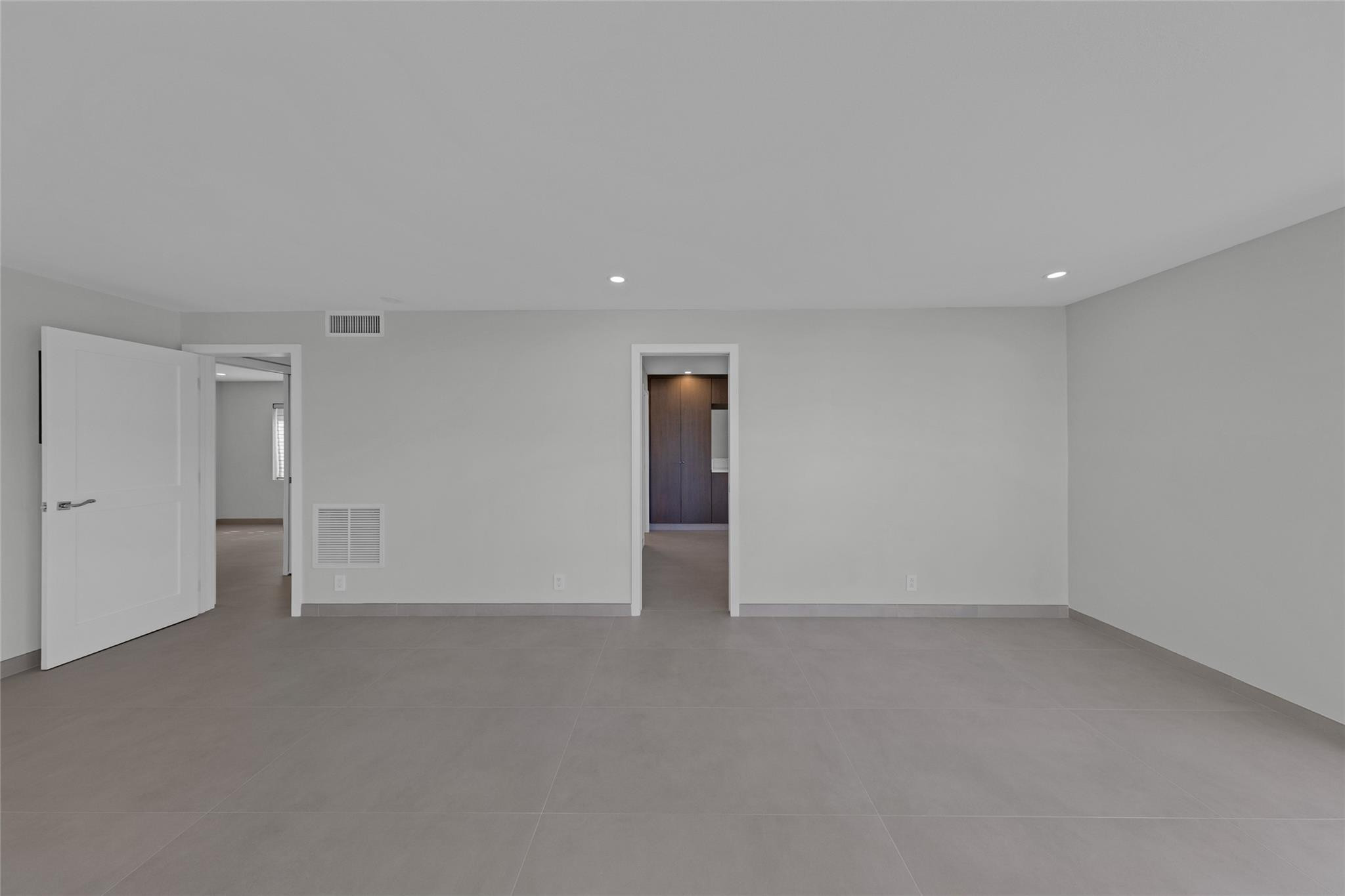 OCEAN LANE VILLAS CO-OP - Residential