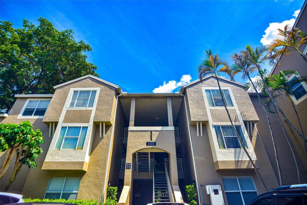 Photo of 1725 Palm Cove Boulevard #108, Delray Beach, FL 33445 (MLS # F10517253)