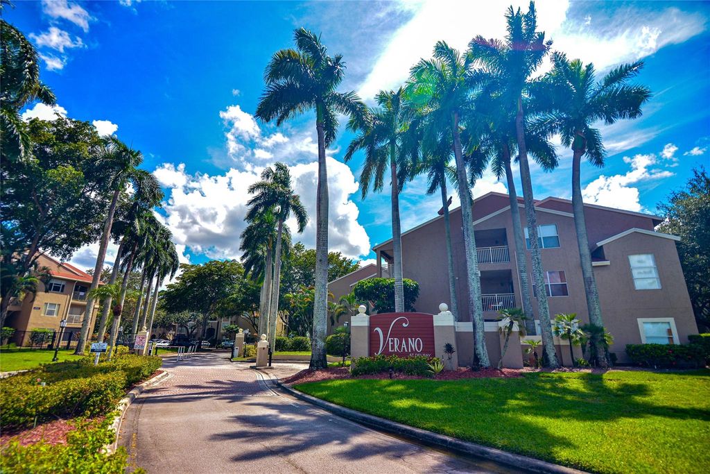 Photo of 1725 Palm Cove Boulevard #108, Delray Beach, FL 33445 (MLS # F10517253)
