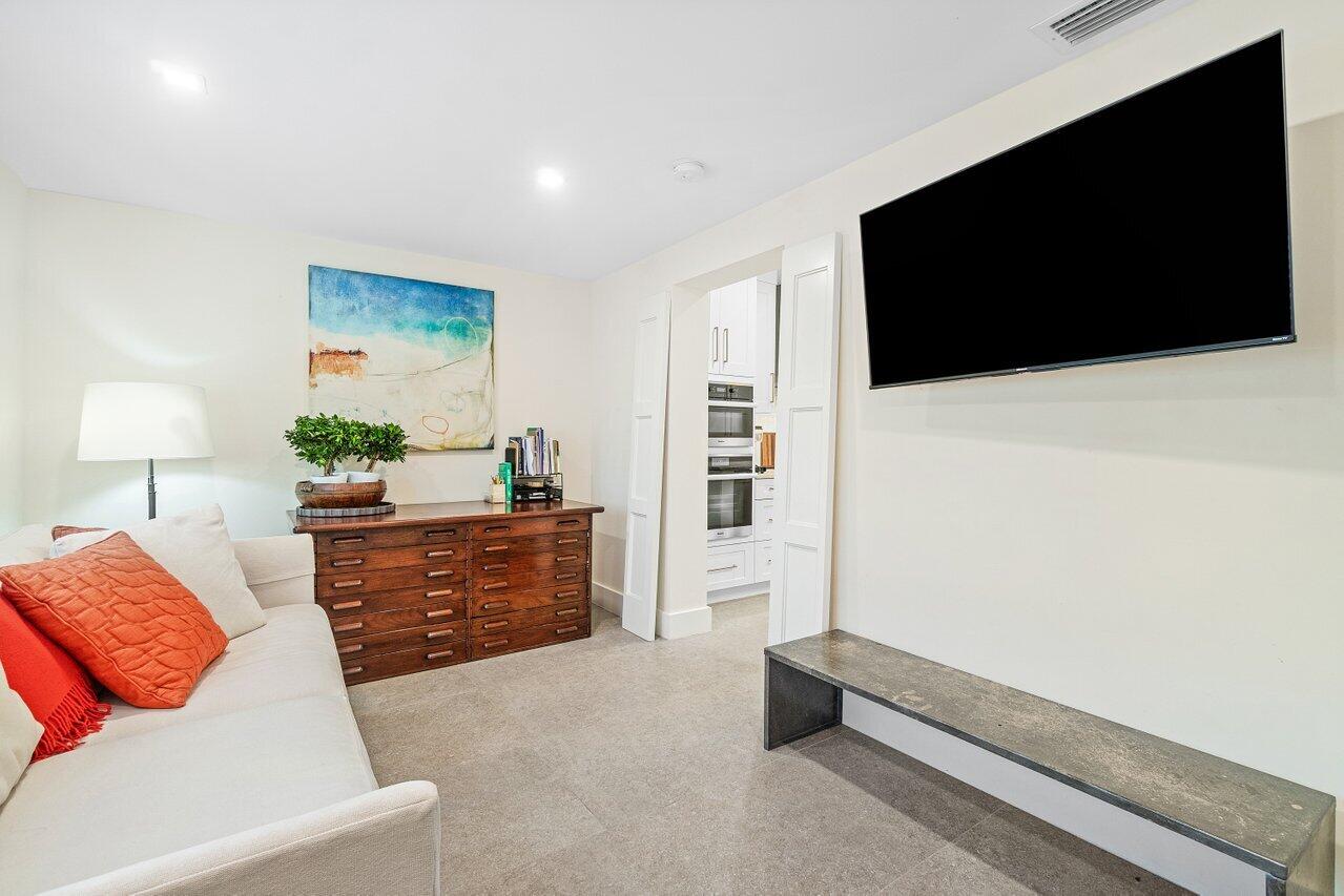 OUTRIGGER CONDO - Residential