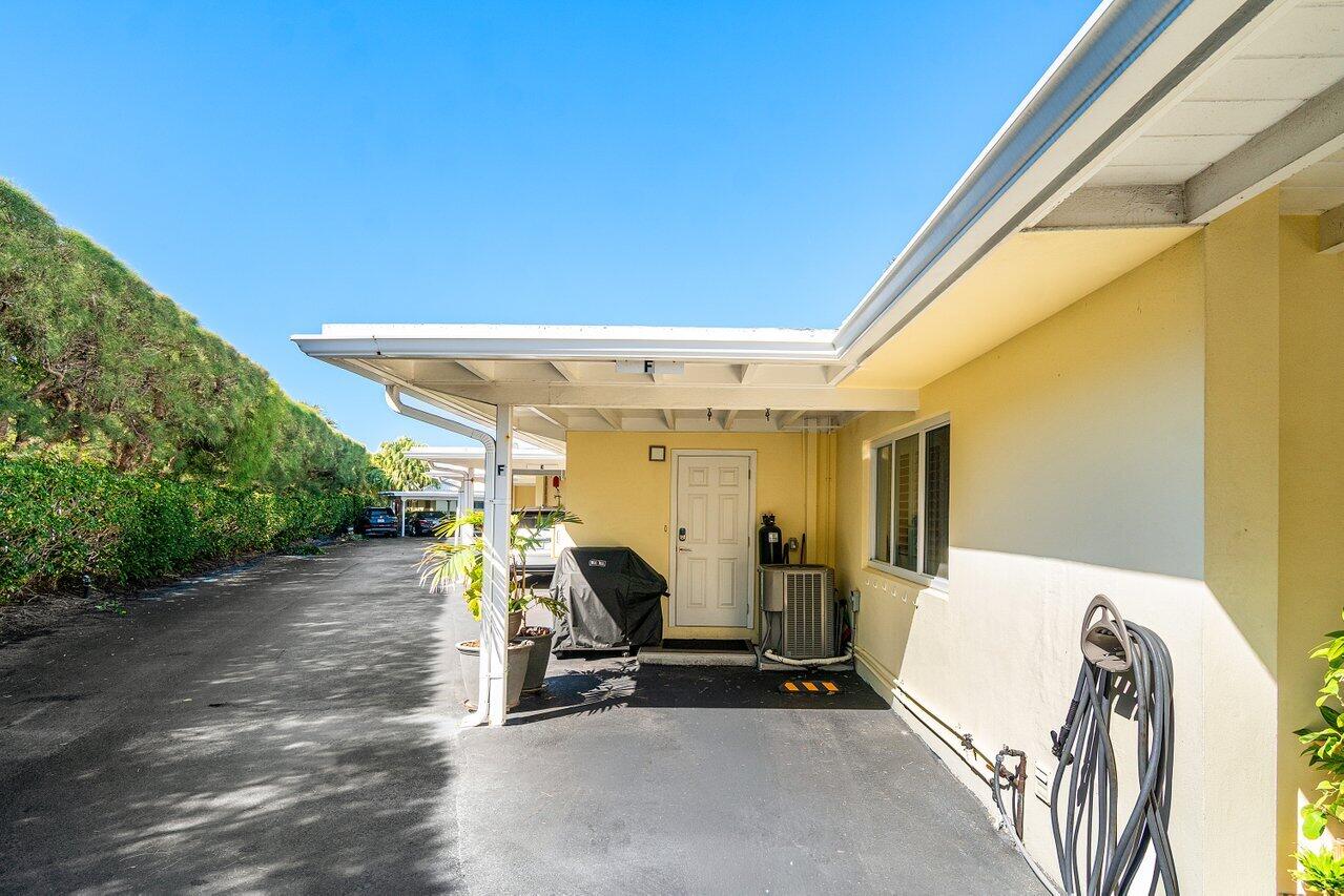 OUTRIGGER CONDO - Residential