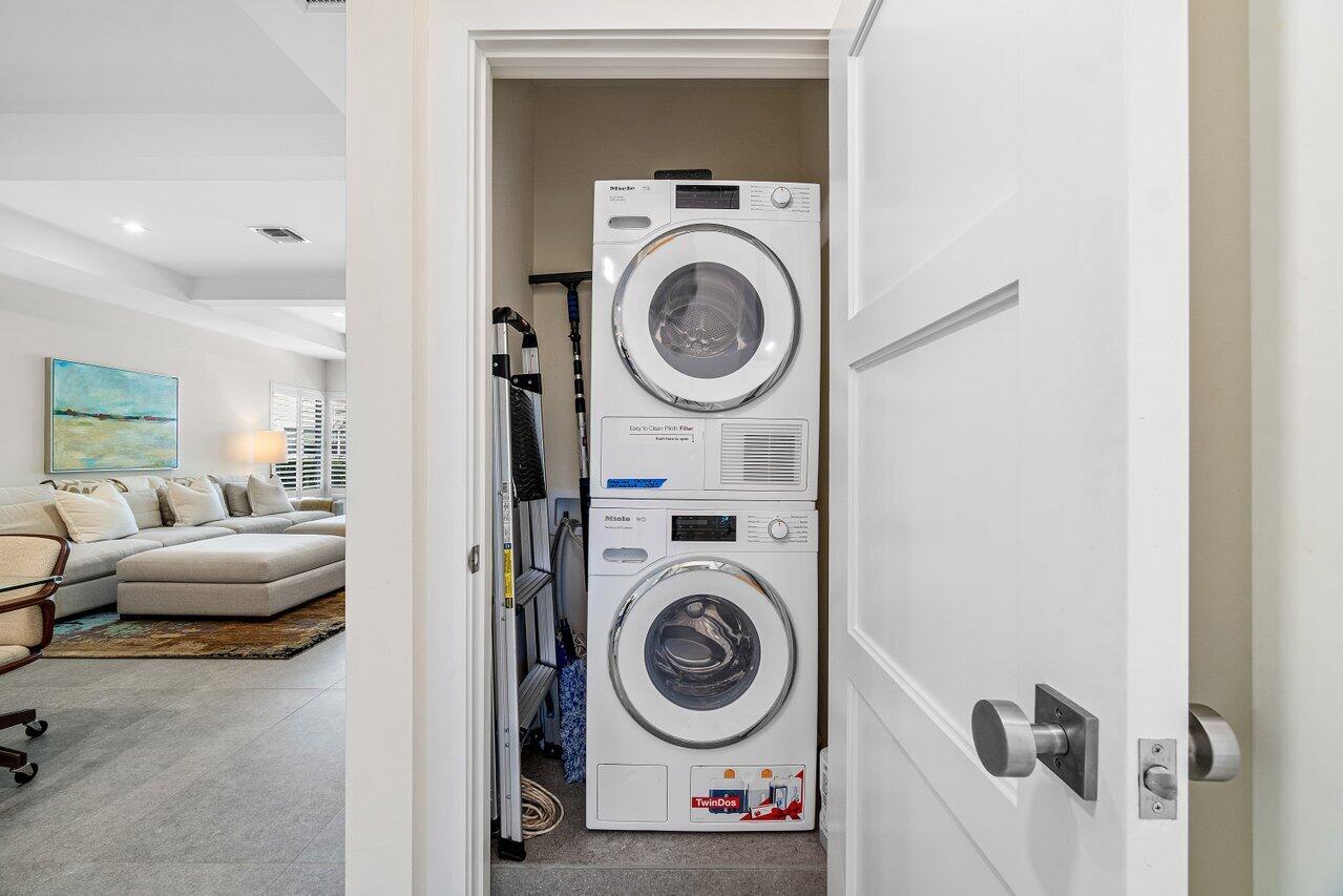 OUTRIGGER CONDO - Residential