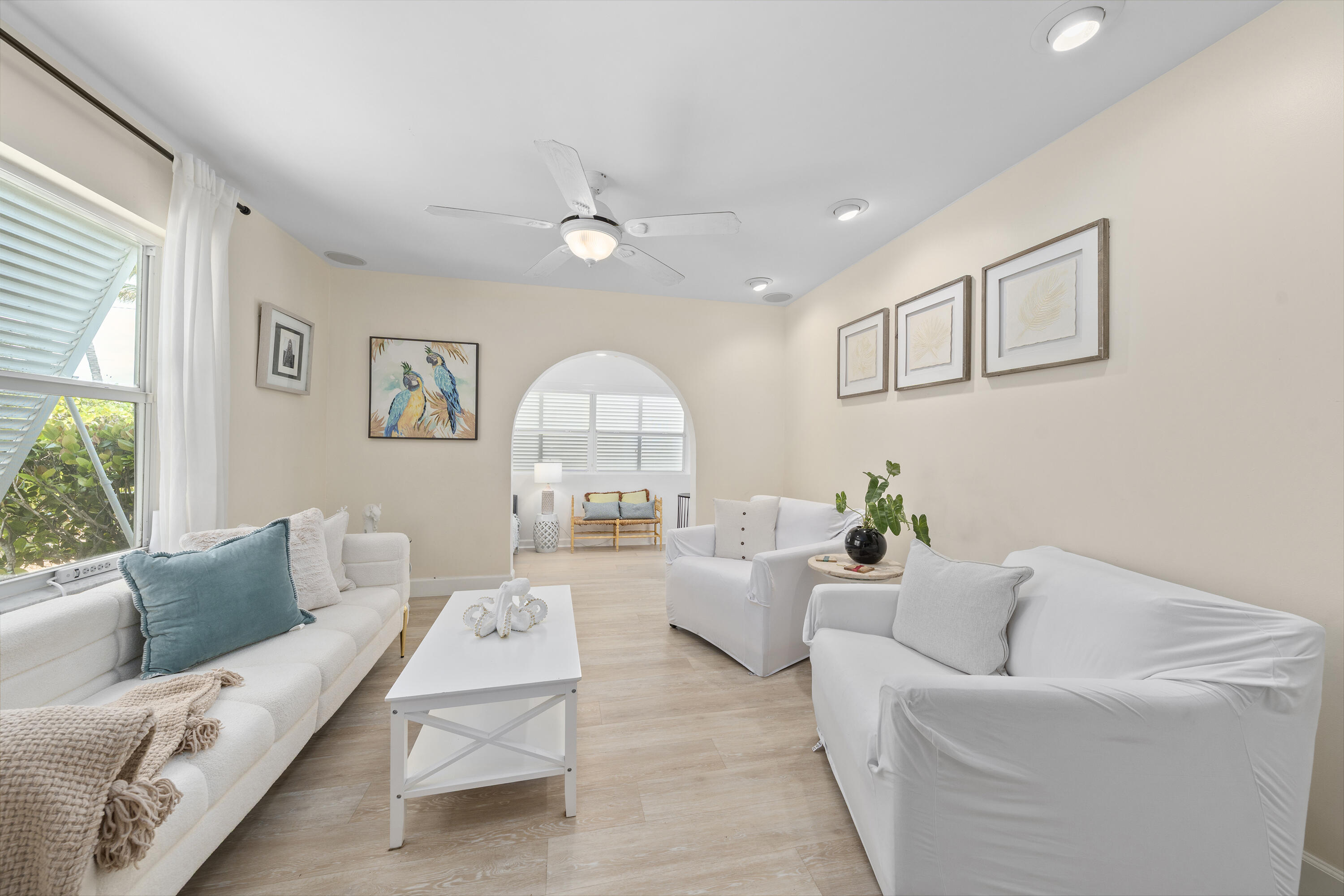 NORTH LAKE WORTH - Residential