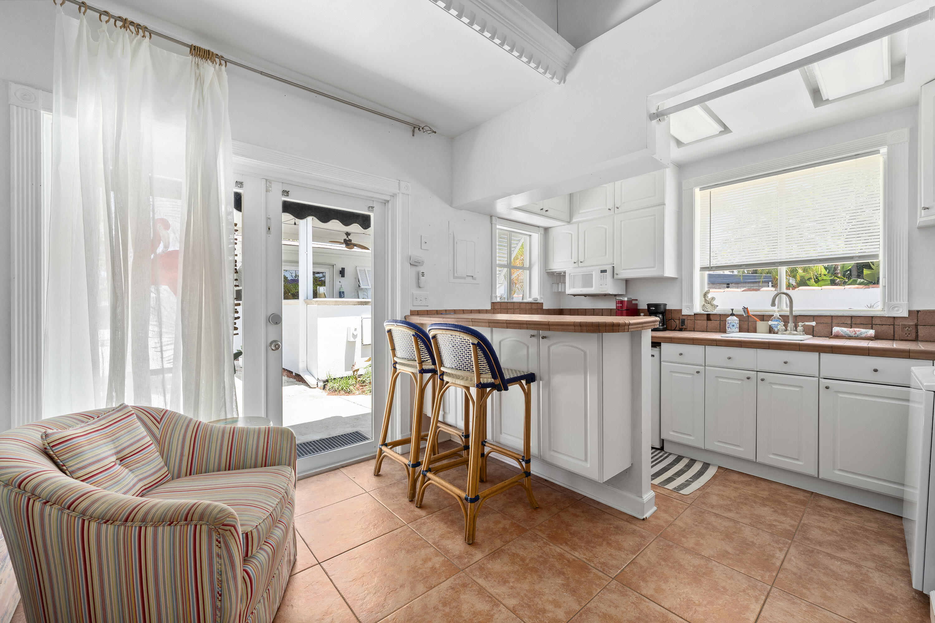 NORTH LAKE WORTH - Residential