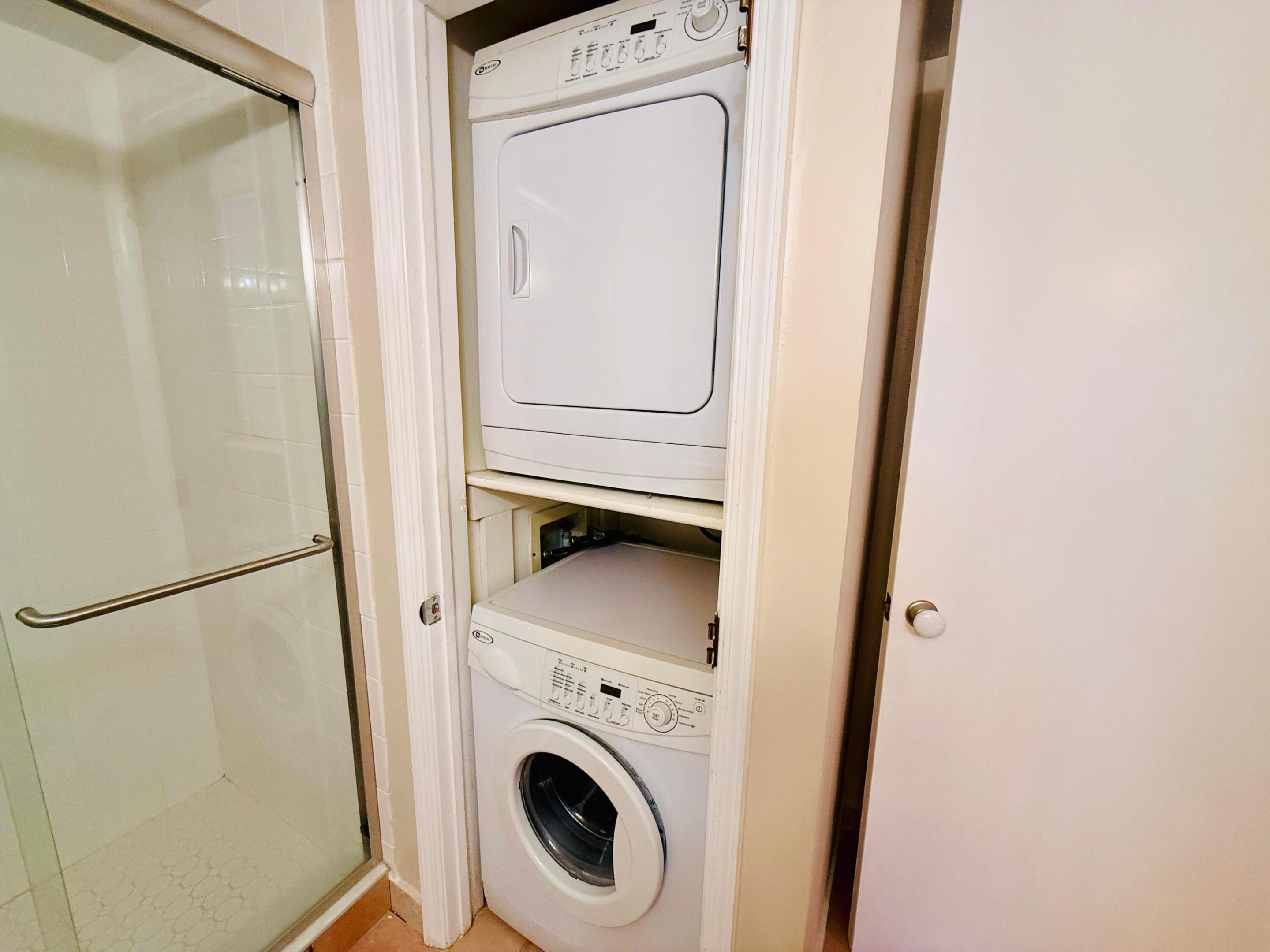 PINES OF BOCA LAGO - Residential