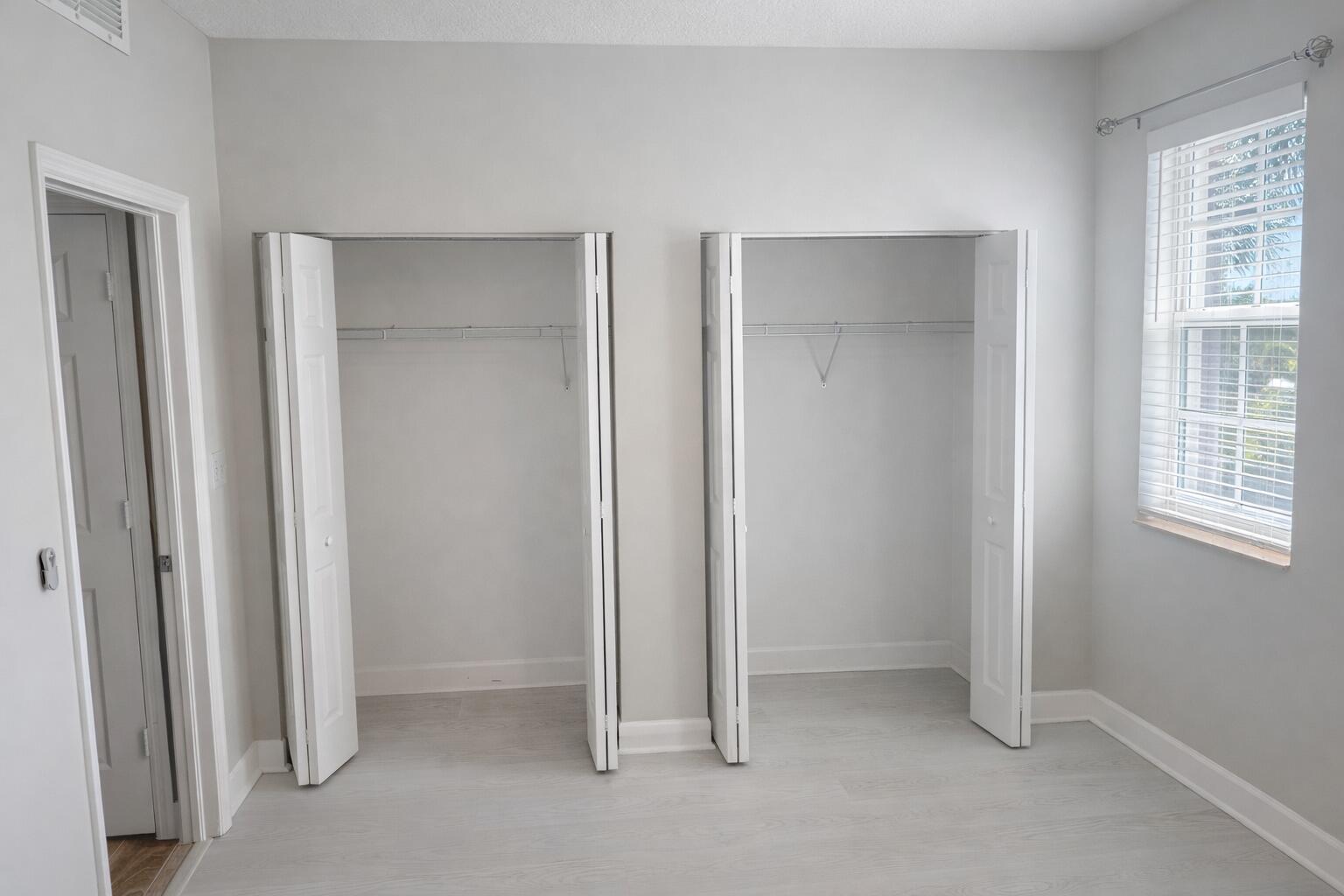 MOORINGS AT LANTANA TOWNHOUSES CONDO - Residential Lease