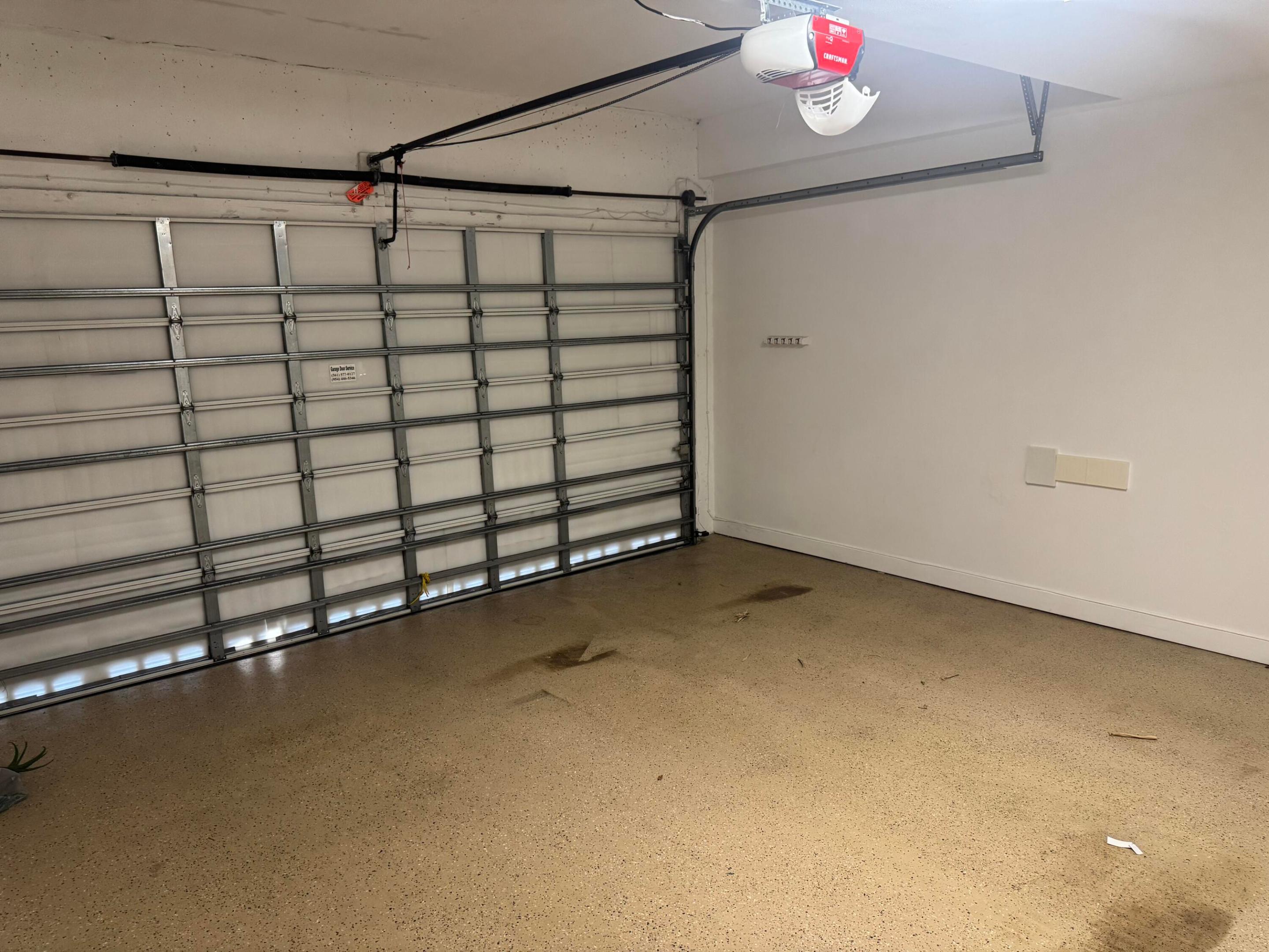 MOORINGS AT LANTANA TOWNHOUSES CONDO - Residential Lease