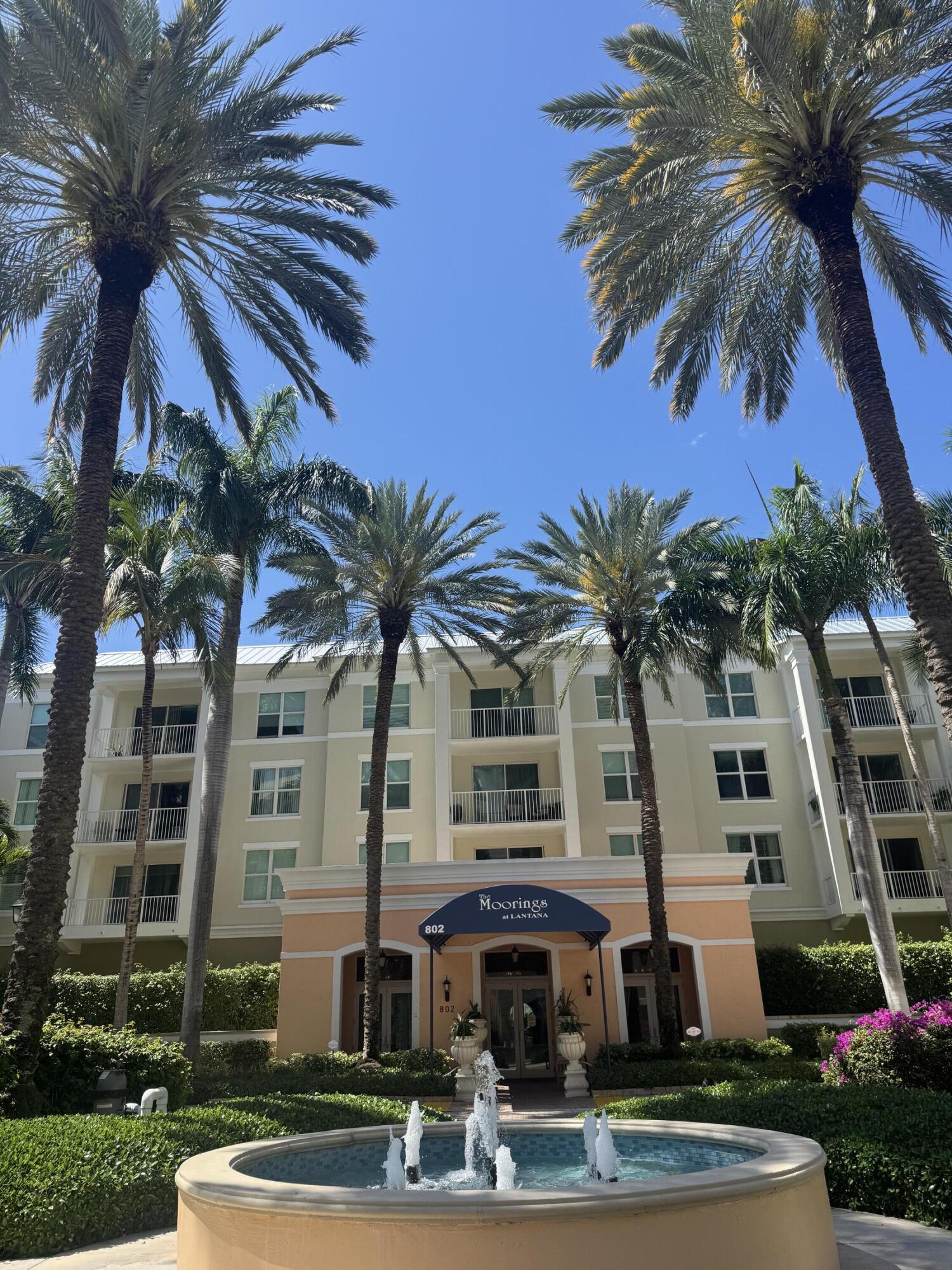 MOORINGS AT LANTANA TOWNHOUSES CONDO - Residential Lease